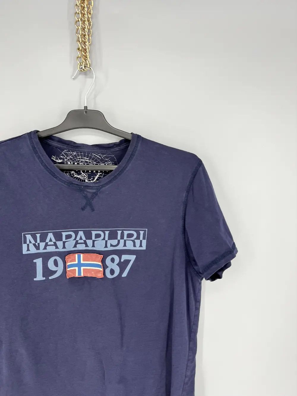 Vintage Vintage Napapijri Geographic Designer Fashion Style Shirt Size US L / EU 52-54 / 3 - 5 Thumbnail