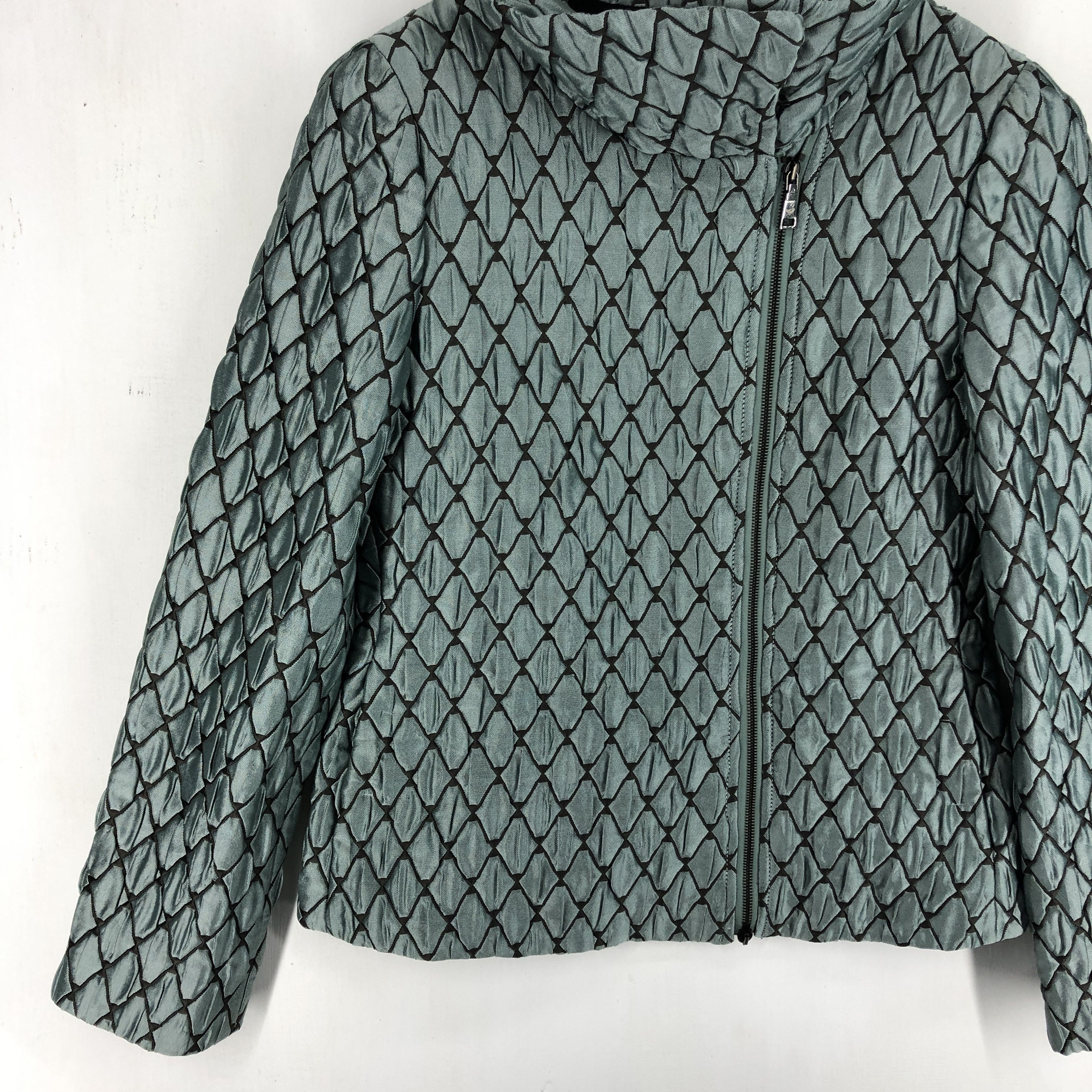 Emporio Armani EMPORIO ARMANI Women Quilted Jacket #2253-78 Size S / US 4 / IT 40 - 5 Thumbnail