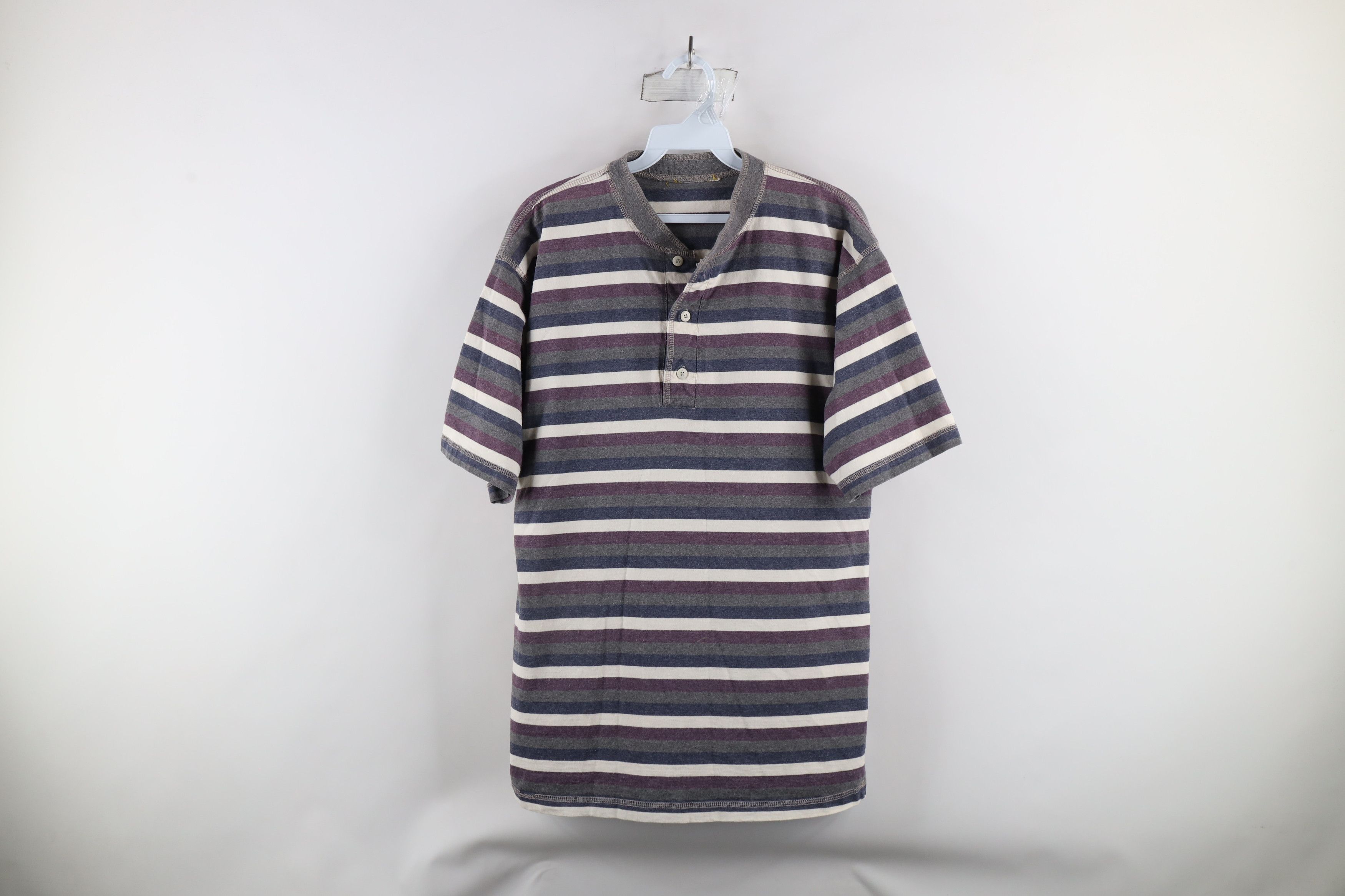 Vintage Vintage 90s Streetwear Block Short Sleeve Henley T-Shirt Size US M / EU 48-50 / 2 - 1 Thumbnail