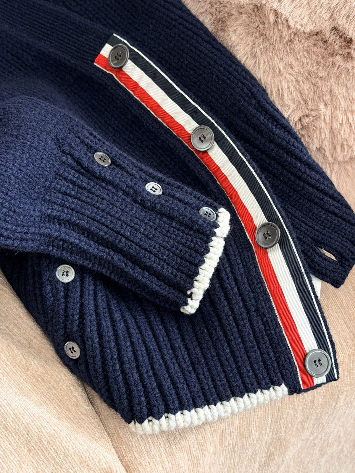 Thom Browne THOM BROWNE Intarsia Cashmere Cardigan Size US M / EU 48-50 / 2 - 7 Thumbnail