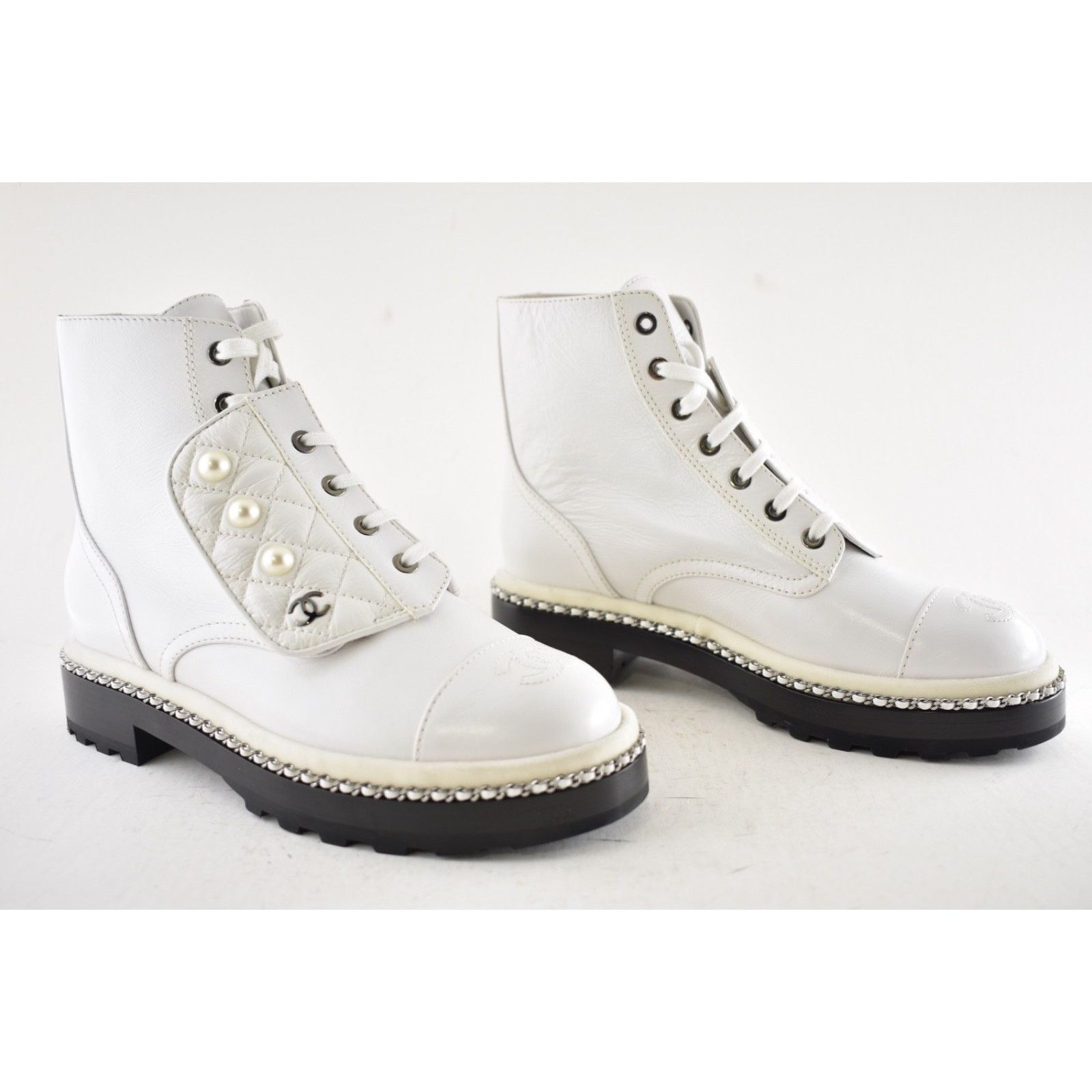 Chanel Chanel 18K White Pearl CC Chain Around Combat Lace Up Size US 7 / IT 37 - 3 Thumbnail