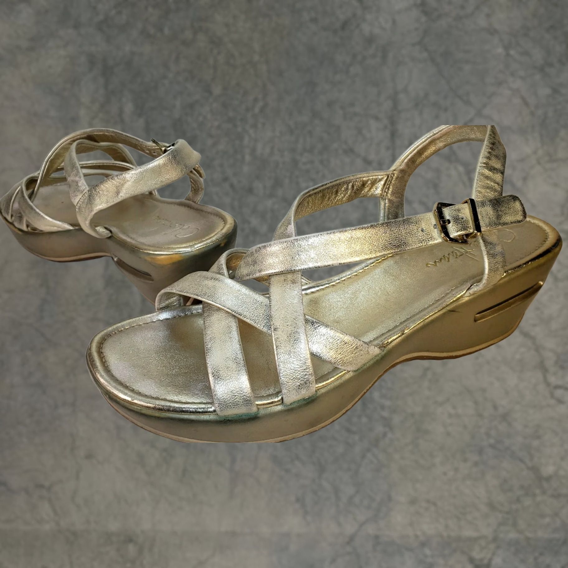 Cole Haan Cole Haan Nike Air Platform Slingback Sandals Size 8M Gold Leather Size US 8 / IT 38 - 1 Thumbnail