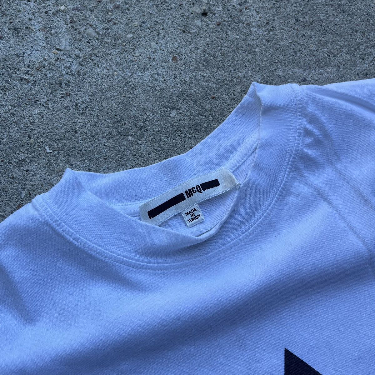 Alexander McQueen × END. McQ Alexander McQueen x END. Graphic T-shirt Size US S / EU 44-46 / 1 - 5 Thumbnail