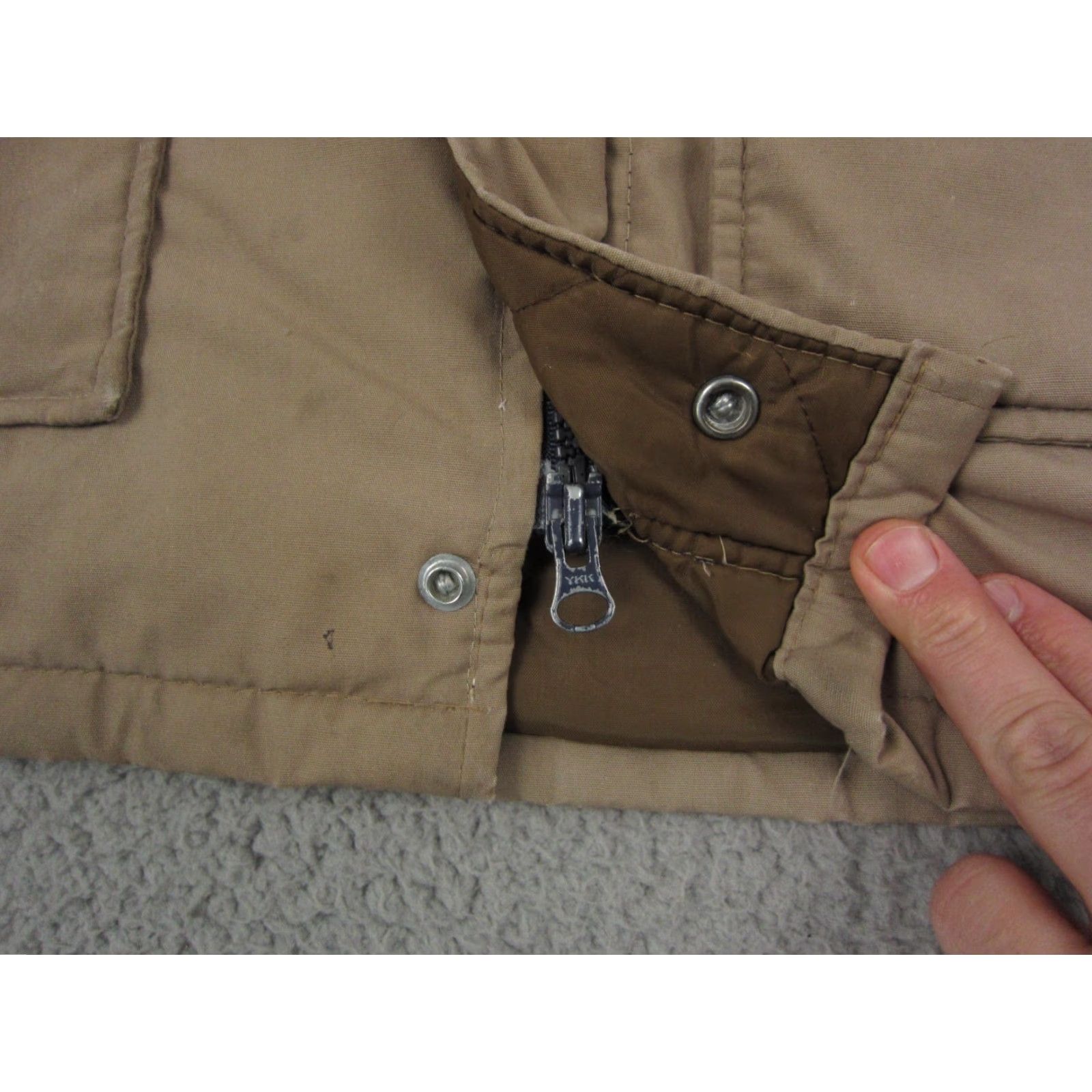 Vintage VINTAGE Field & Stream Jacket Mens S Brown 80s Puffer Parka Zip Corduroy Size US S / EU 44-46 / 1 - 5 Thumbnail