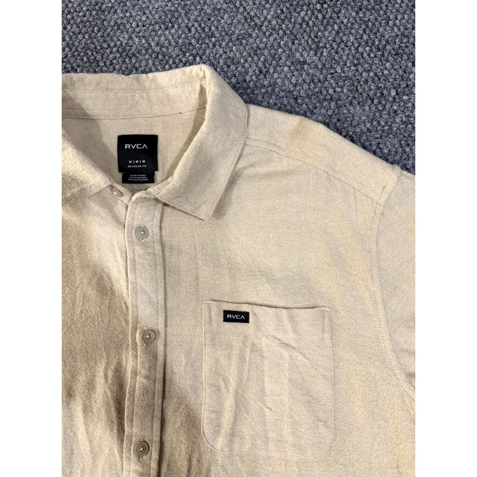 RVCA RVCA Shirt Mens M Beige Solid Regular Fit Long Sleeve Button Front Casual Size US M / EU 48-50 / 2 - 4 Thumbnail
