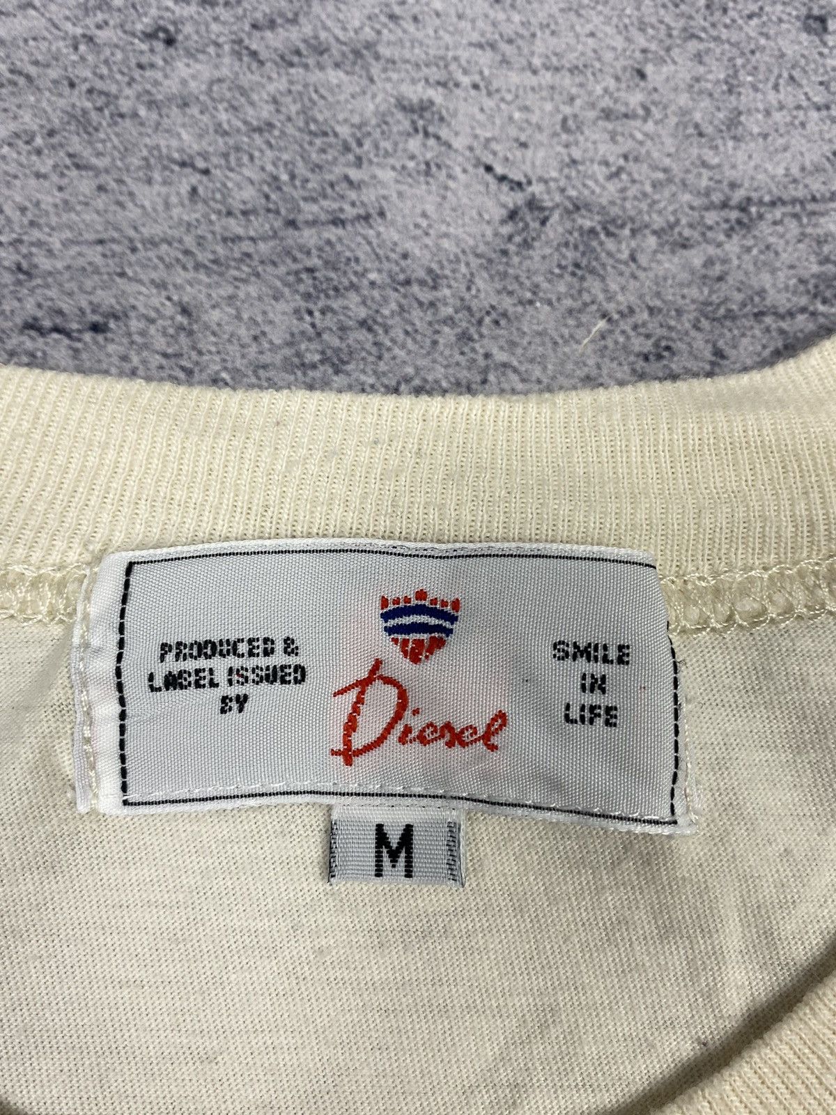 Diesel Vintage 90s Diesel Big Logo Punk Bootleg T Shirt Size M Size US M / EU 48-50 / 2 - 9 Thumbnail