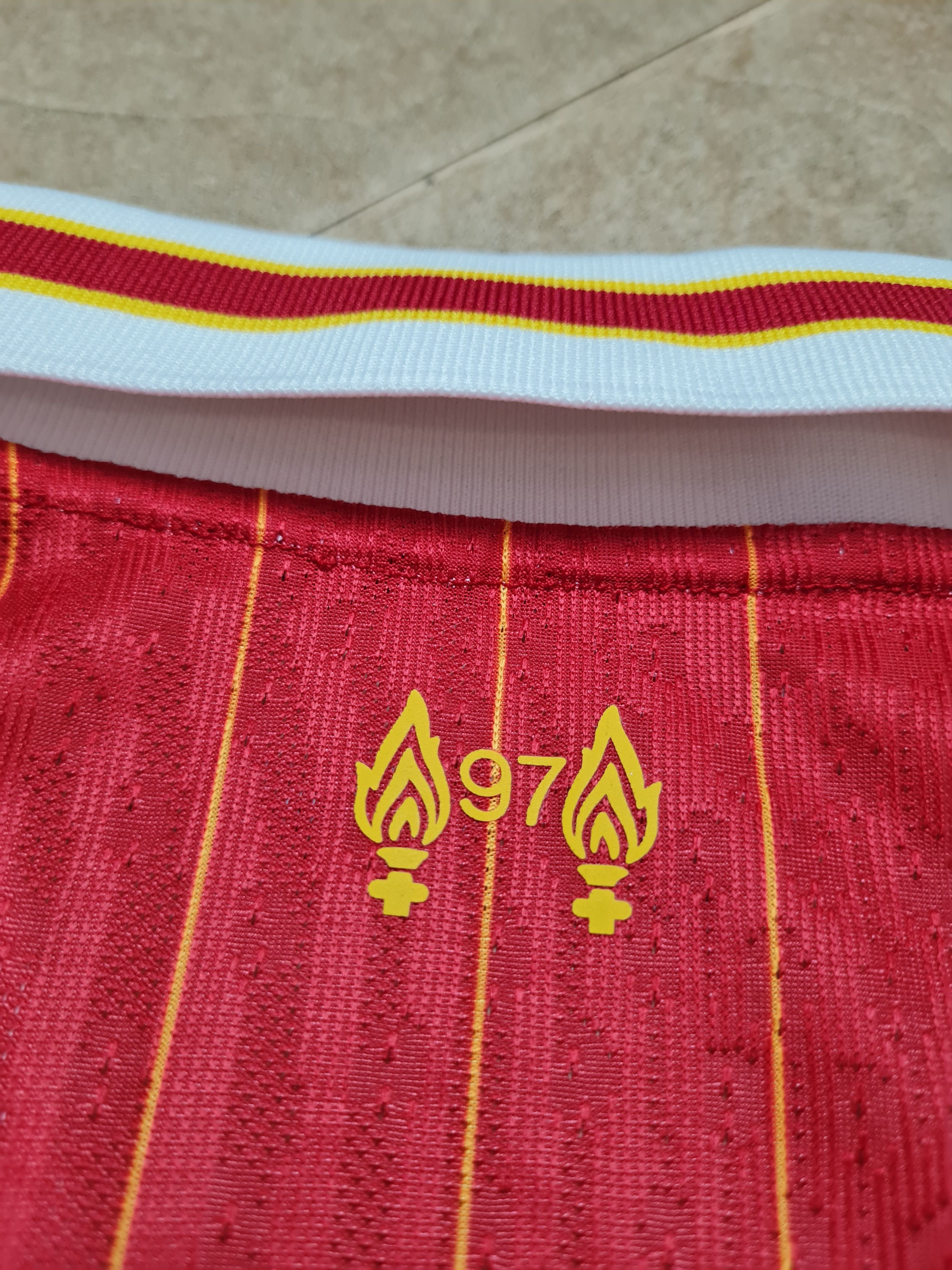 Nike Nike Liverpool FC 2024/25 Home Jersey Match Day Dri-FIT ADV Size US S / EU 44-46 / 1 - 15 Thumbnail