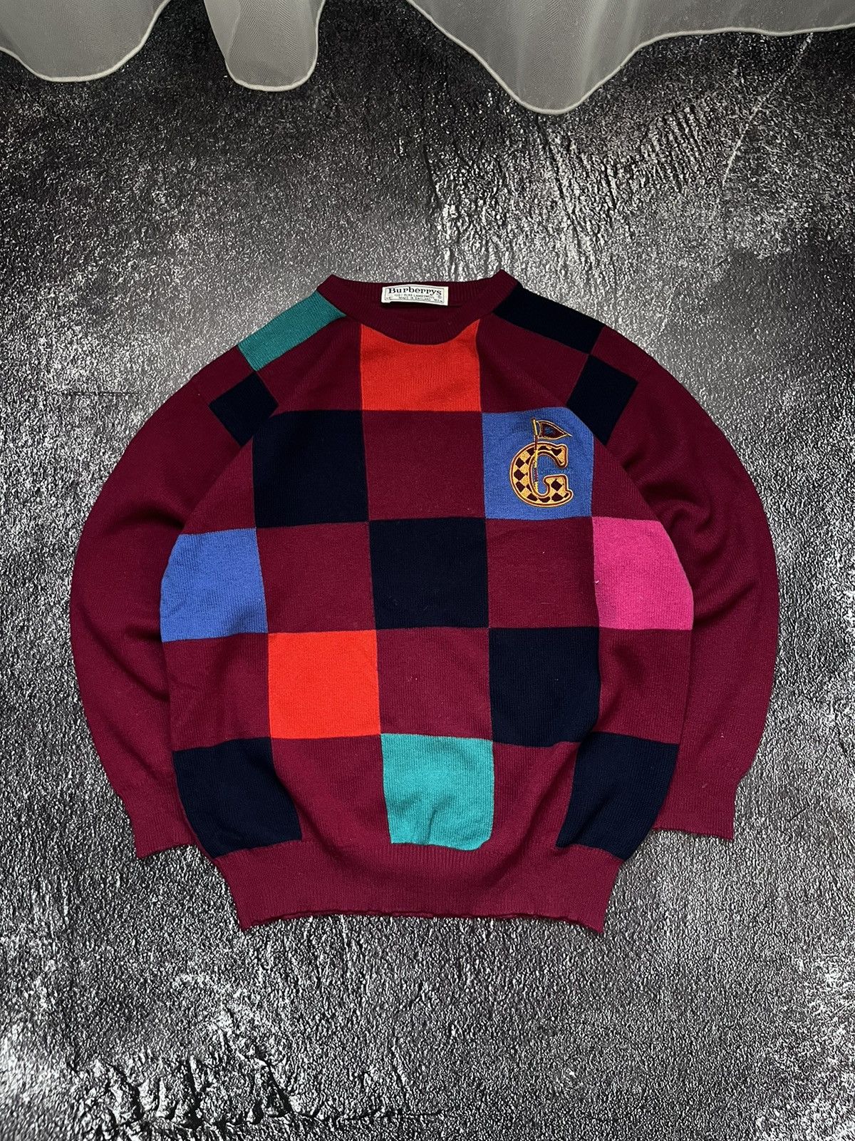 Burberry Vintage Burberry’s Checkered Sweater Jumper wool Red Size US M / EU 48-50 / 2 - 1 Thumbnail
