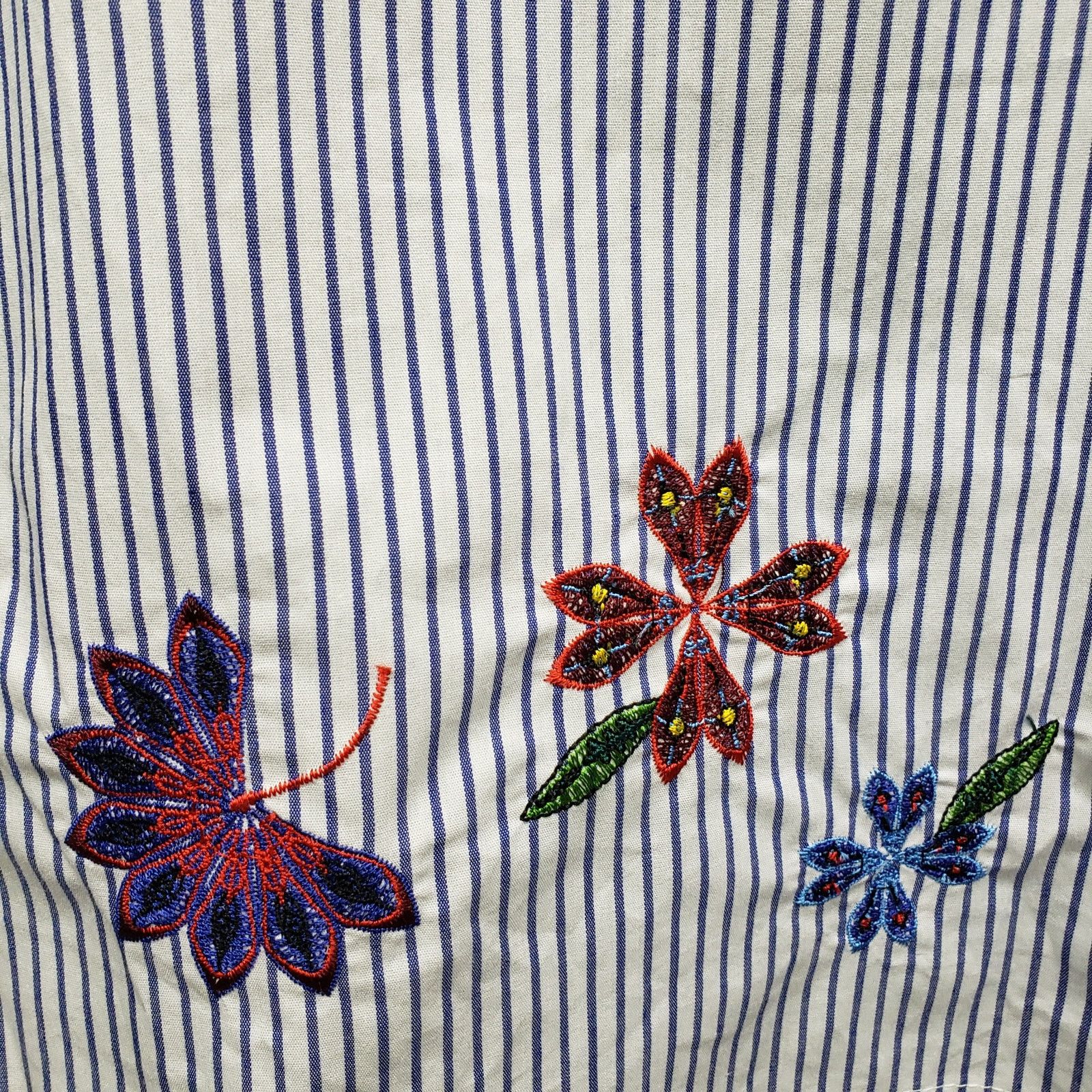 Nordstrom Eloquii Blouse Tunic Top Plus14 Pinstriped Floral Embroidery Size XL / US 12-14 / IT 48-50 - 6 Thumbnail