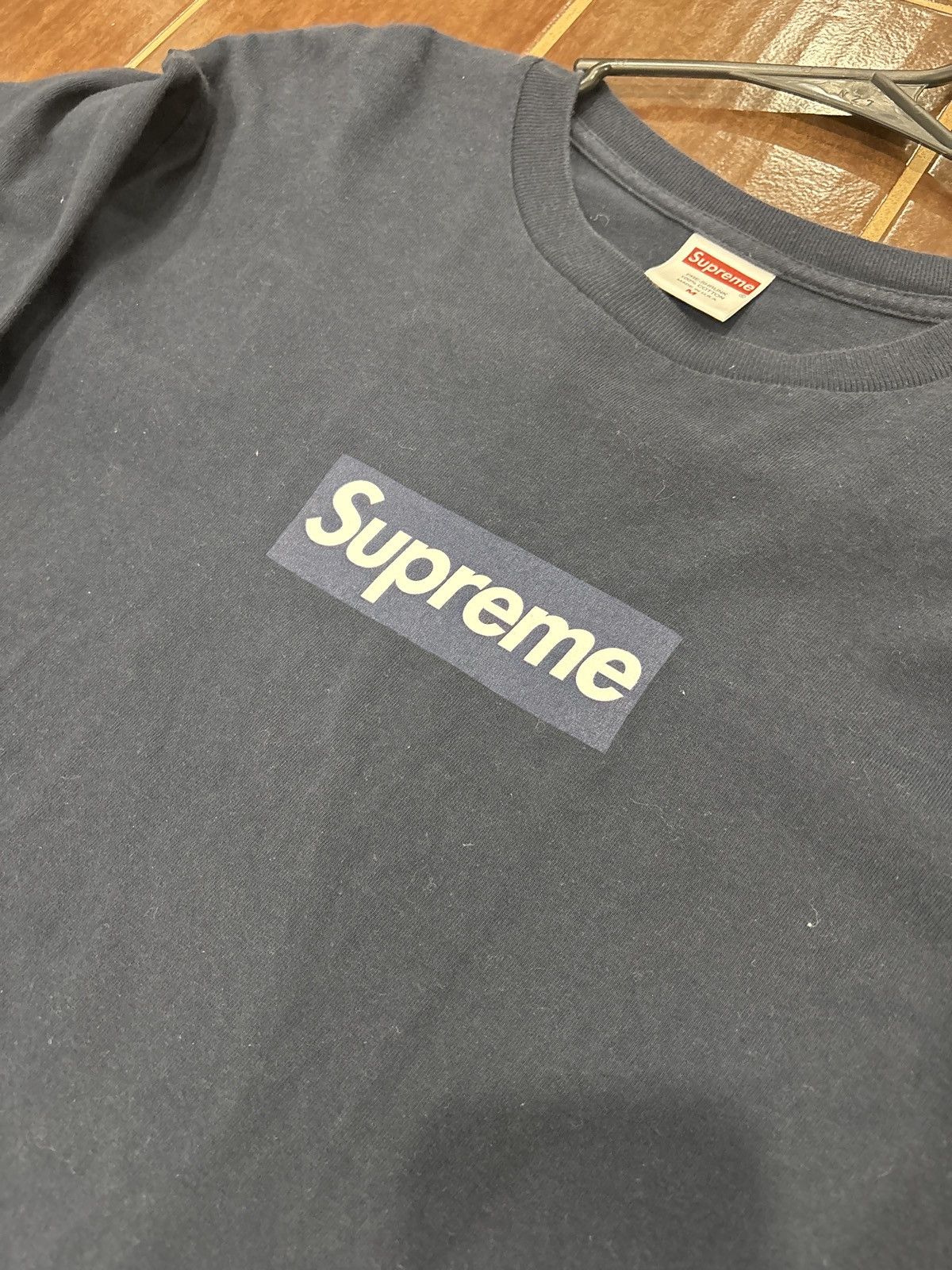 Supreme USED Supreme Box Logo L/S Tee Navy Size Medium Size US M / EU 48-50 / 2 - 2 Thumbnail