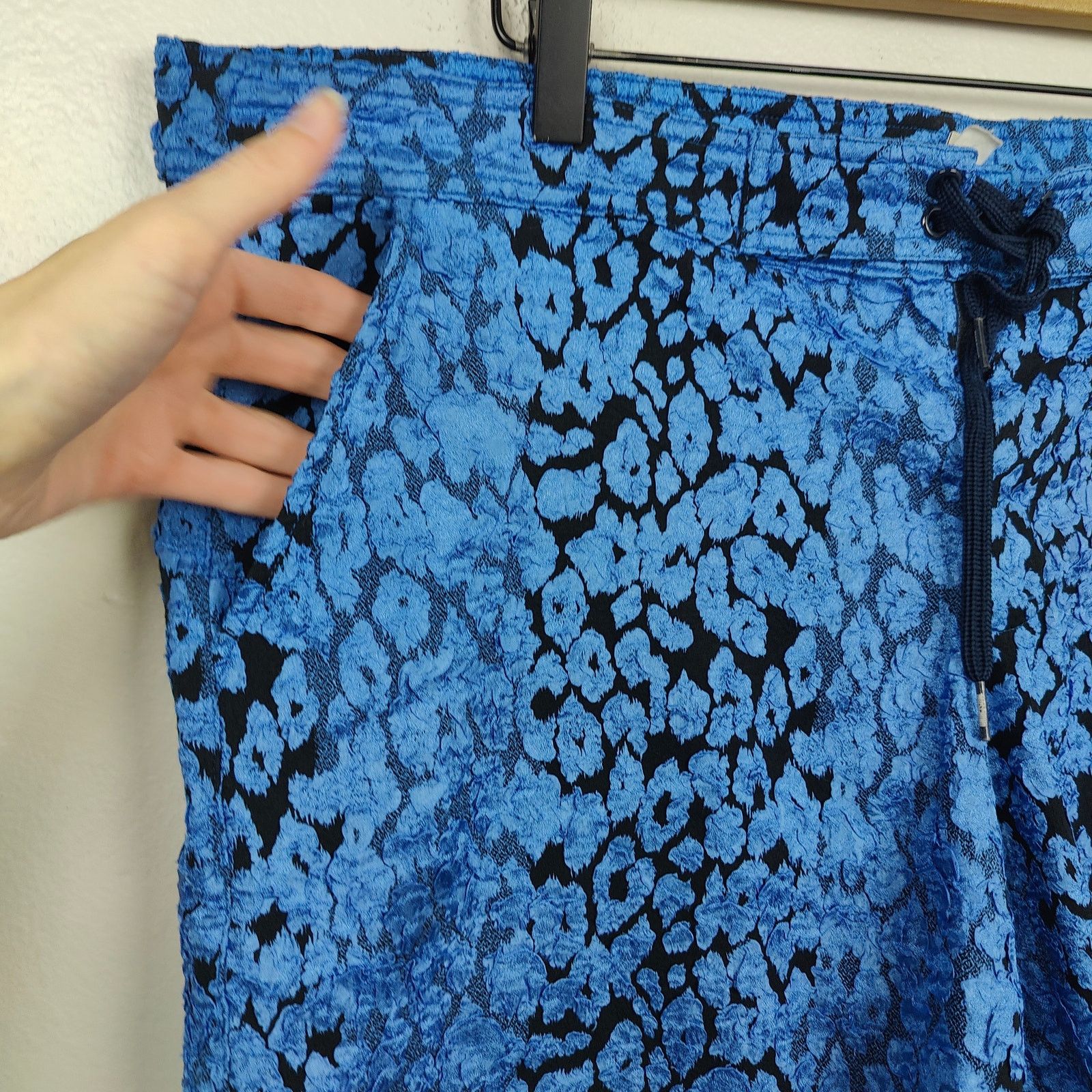 Other Moschino Swim Shorts Mens 42 Blue Metallic Leopard Print Size US 36 / EU 52 - 3 Thumbnail