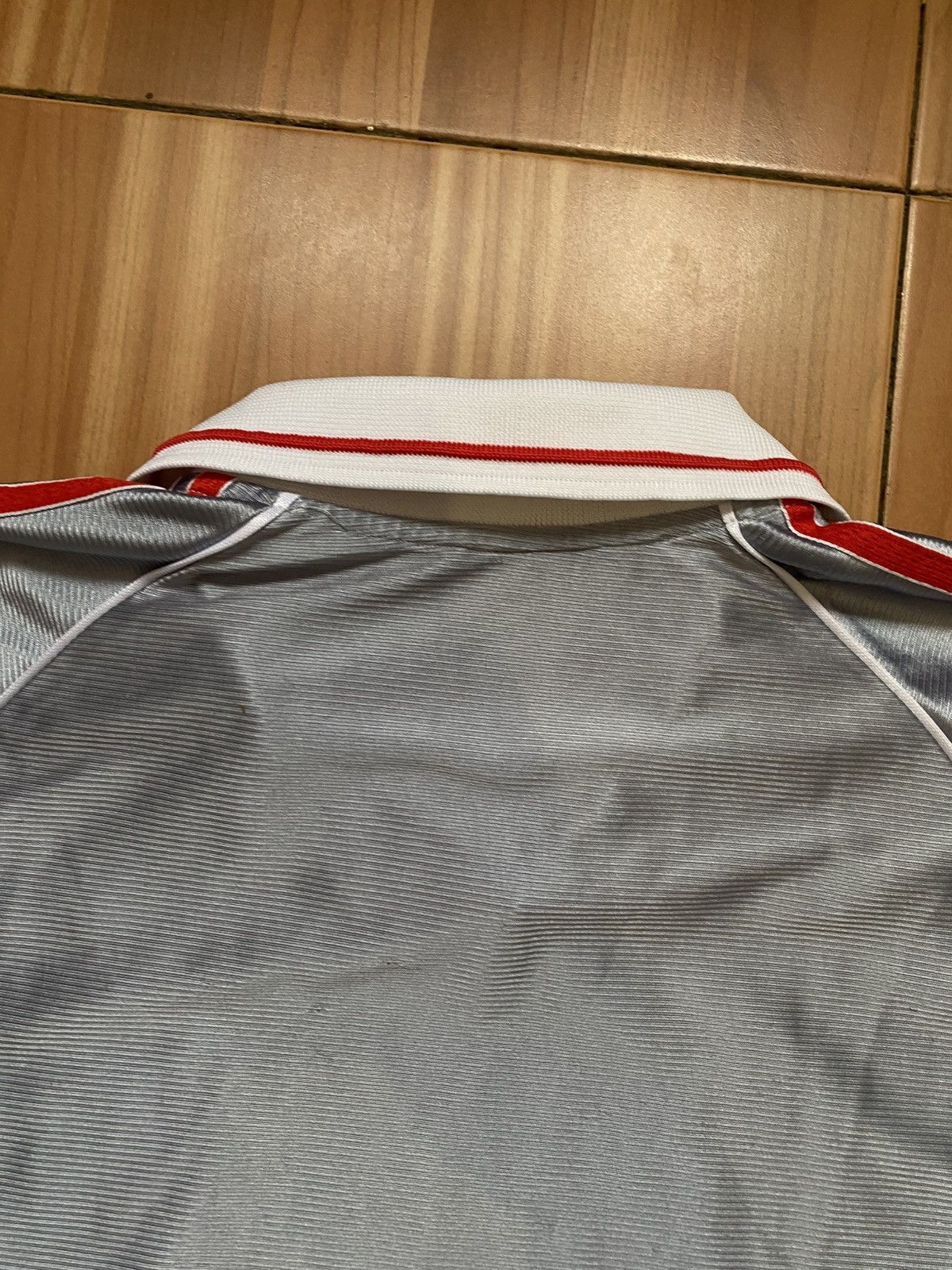 Adidas Adidas Vintage Benfica SL 99/00 Soccer Jersey. Size US S / EU 44-46 / 1 - 10 Thumbnail