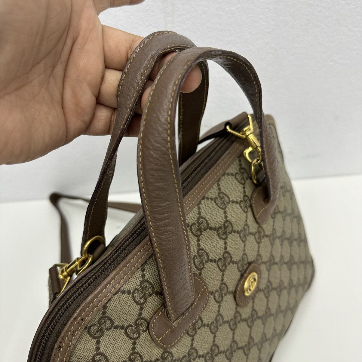 Vintage ‼️YES‼️ AUTHENTIC VINTAGE GUCCI CLASSIC MONOGRAM DONE BAG Size ONE SIZE - 9 Thumbnail