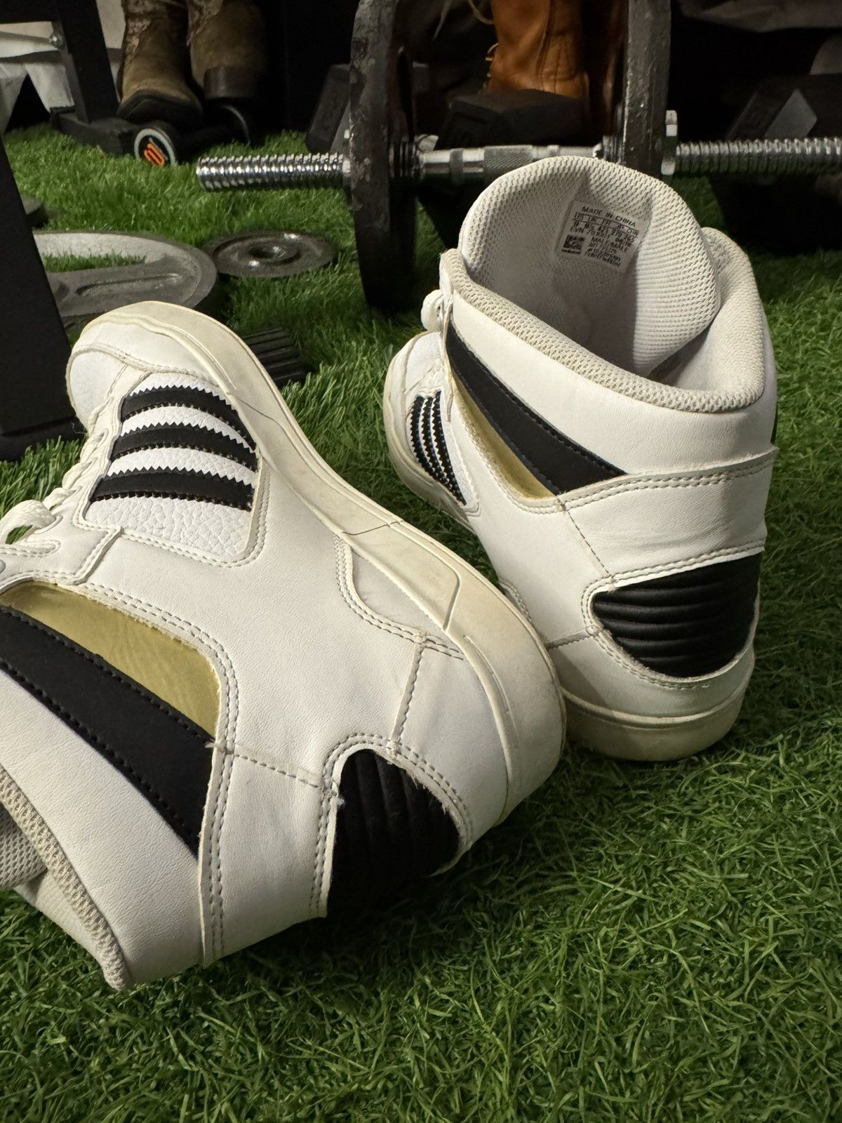 Adidas Adidas Hard Court High White Black Gold Sneakers Size US 9 / EU 42 - 4 Thumbnail