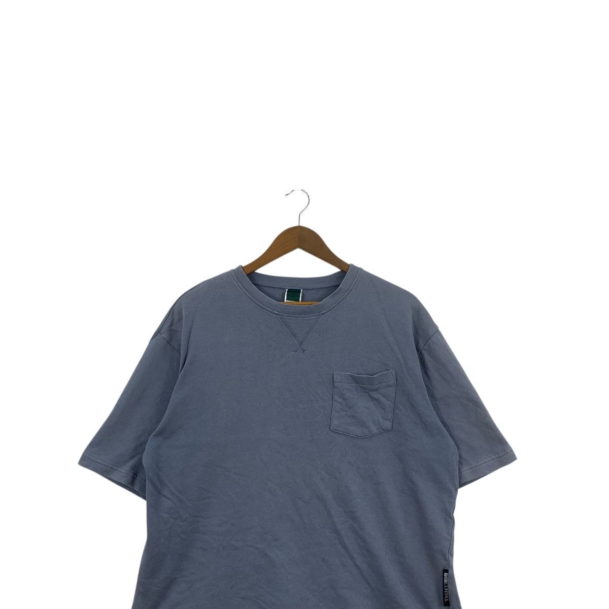 BASE CONTROL Vintage BASE CONTROL DESIGN Japan Streetwear Tee Shirt Top Size US XL / EU 56 / 4 - 2 Thumbnail