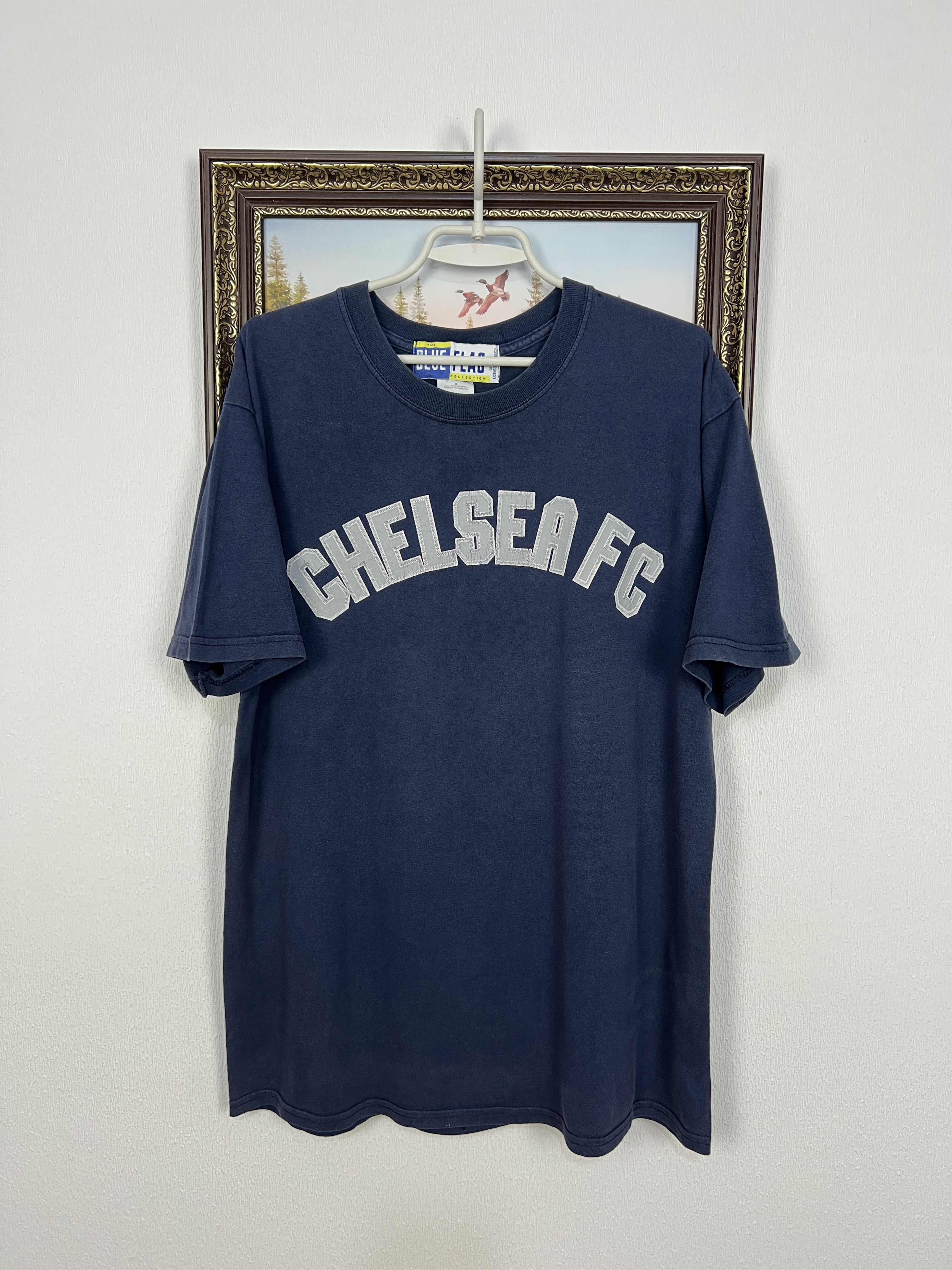 Vintage Vintage Blue Flag Chelsea Football Shirt #22 Gudjohnsen Size US L / EU 52-54 / 3 - 1 Thumbnail