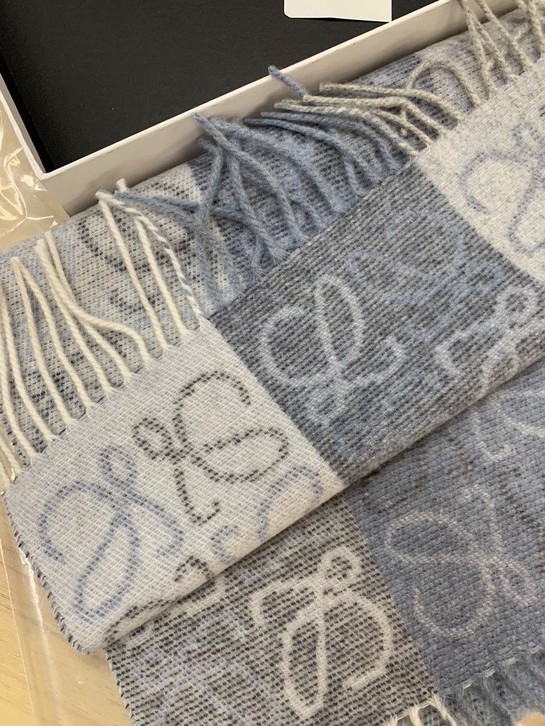 Loewe LOEWE Woolen Scarf, Blue Cashmere Scarf with Checkerboard Size ONE SIZE - 8 Thumbnail