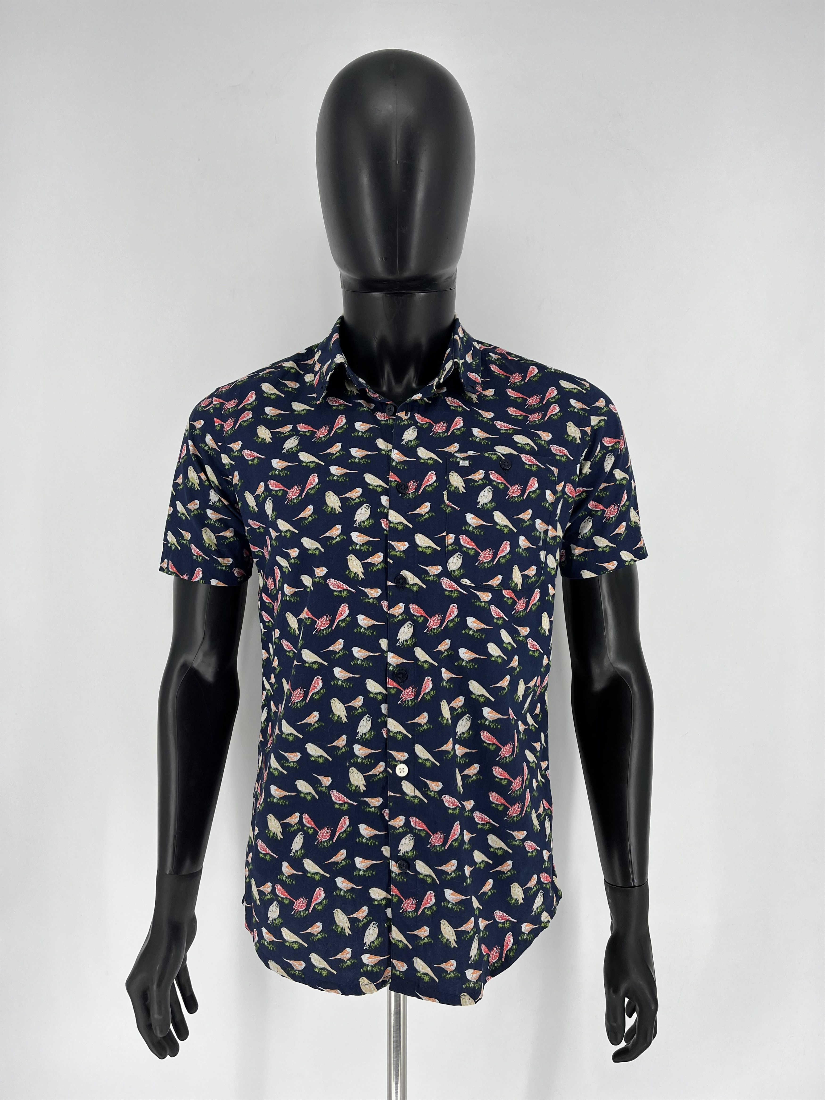 Weekend Offender Weekend Offender Cotton Bird Short Sleeve Shirt Size US S / EU 44-46 / 1 - 2 Thumbnail