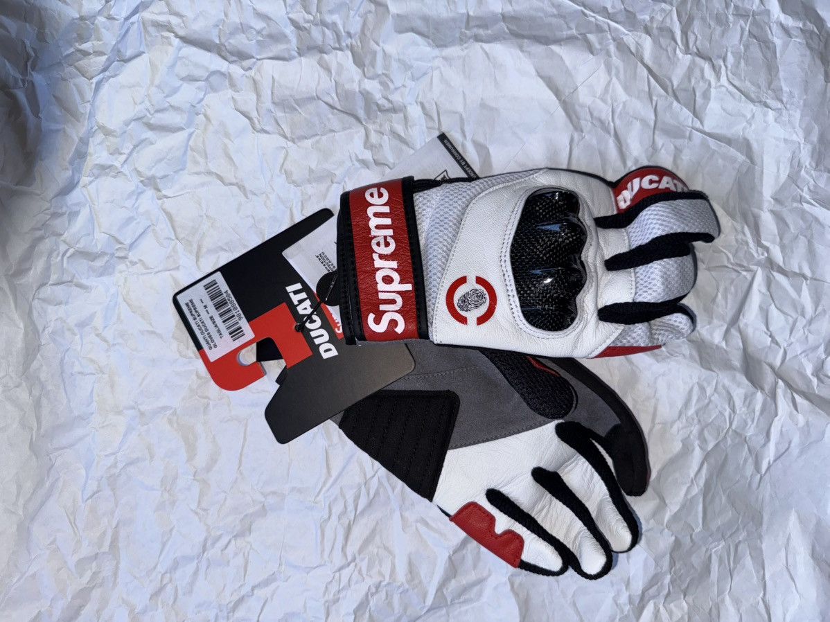Ducati × Supreme Supreme Ducati C1 Leather Gloves Size ONE SIZE - 2 Thumbnail
