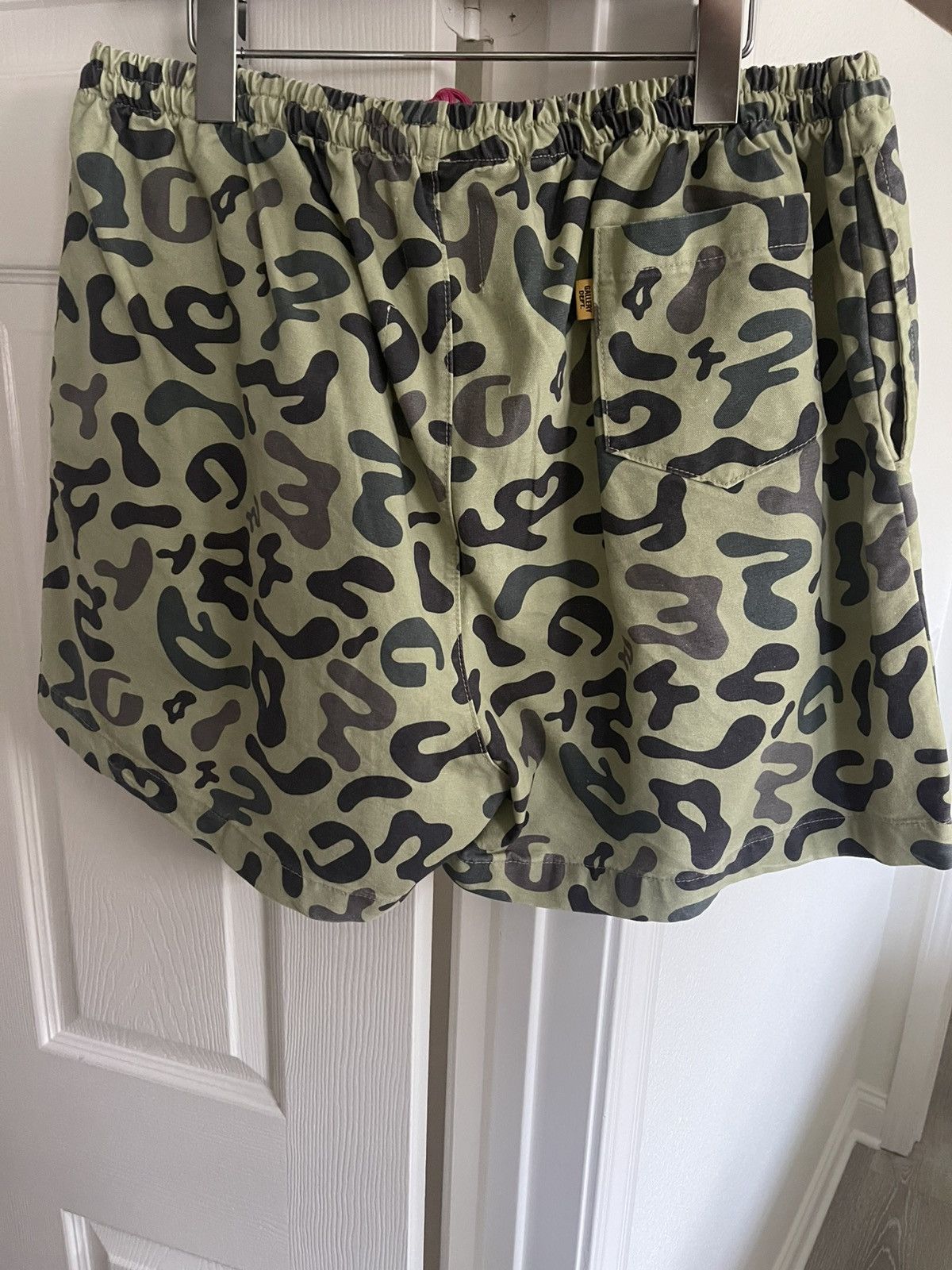 Gallery Dept. Gallery Dept Camo Zumba Shorts Size US 33 - 2 Thumbnail