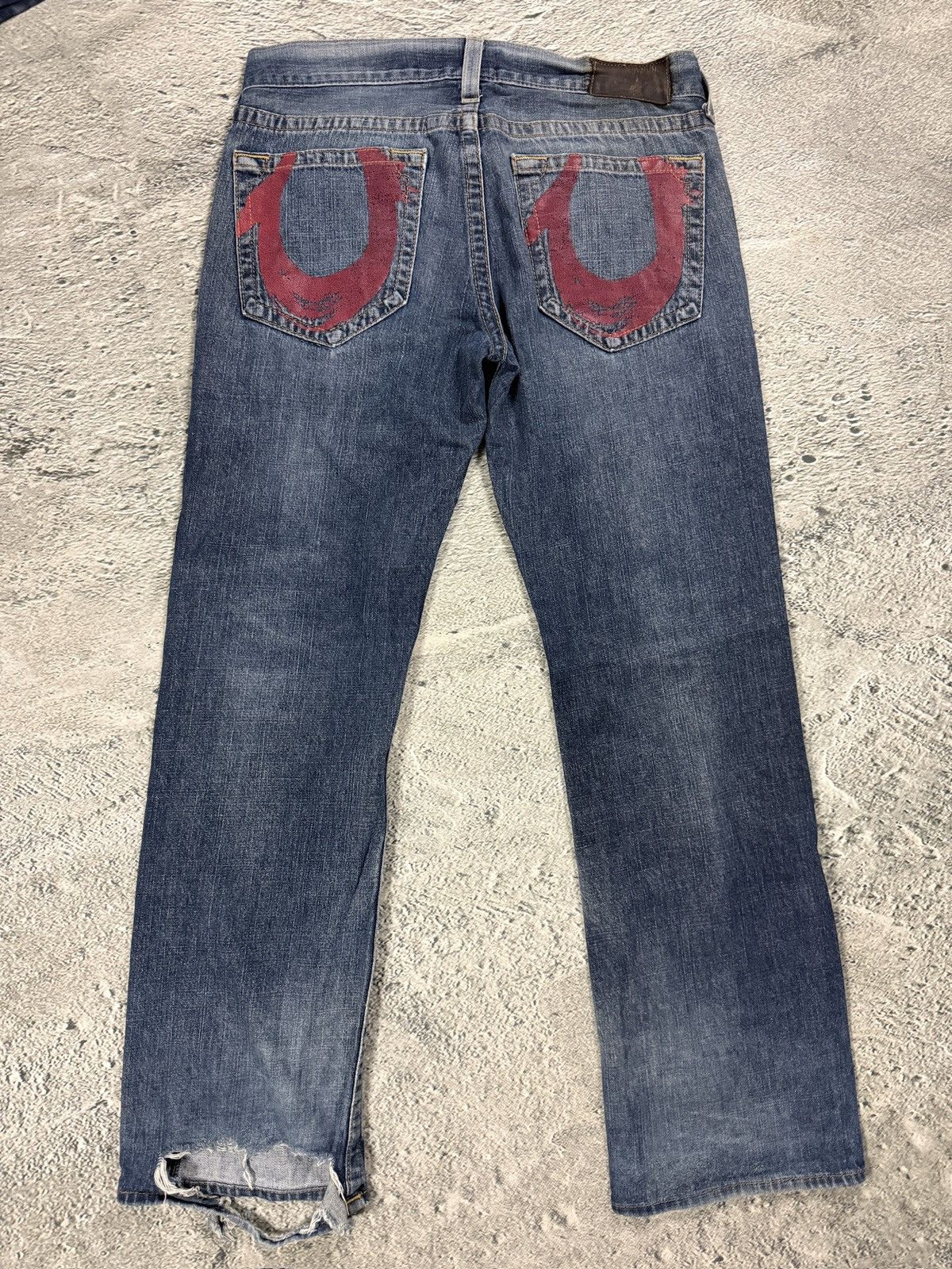 True Religion True Religion vintage blue jeans big logo Red painted Size US 36 / EU 52 - 1 Thumbnail