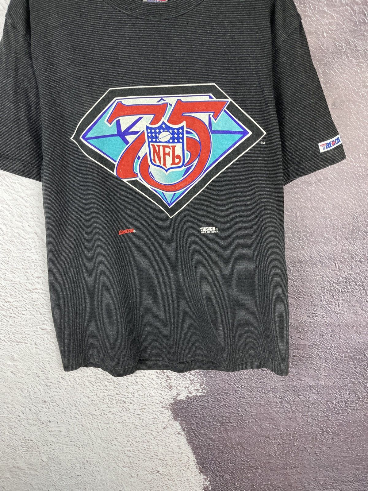 NFL Trench 1994 NFL 75 vintage castrol single stitch USA tee Size US XL / EU 56 / 4 - 6 Thumbnail