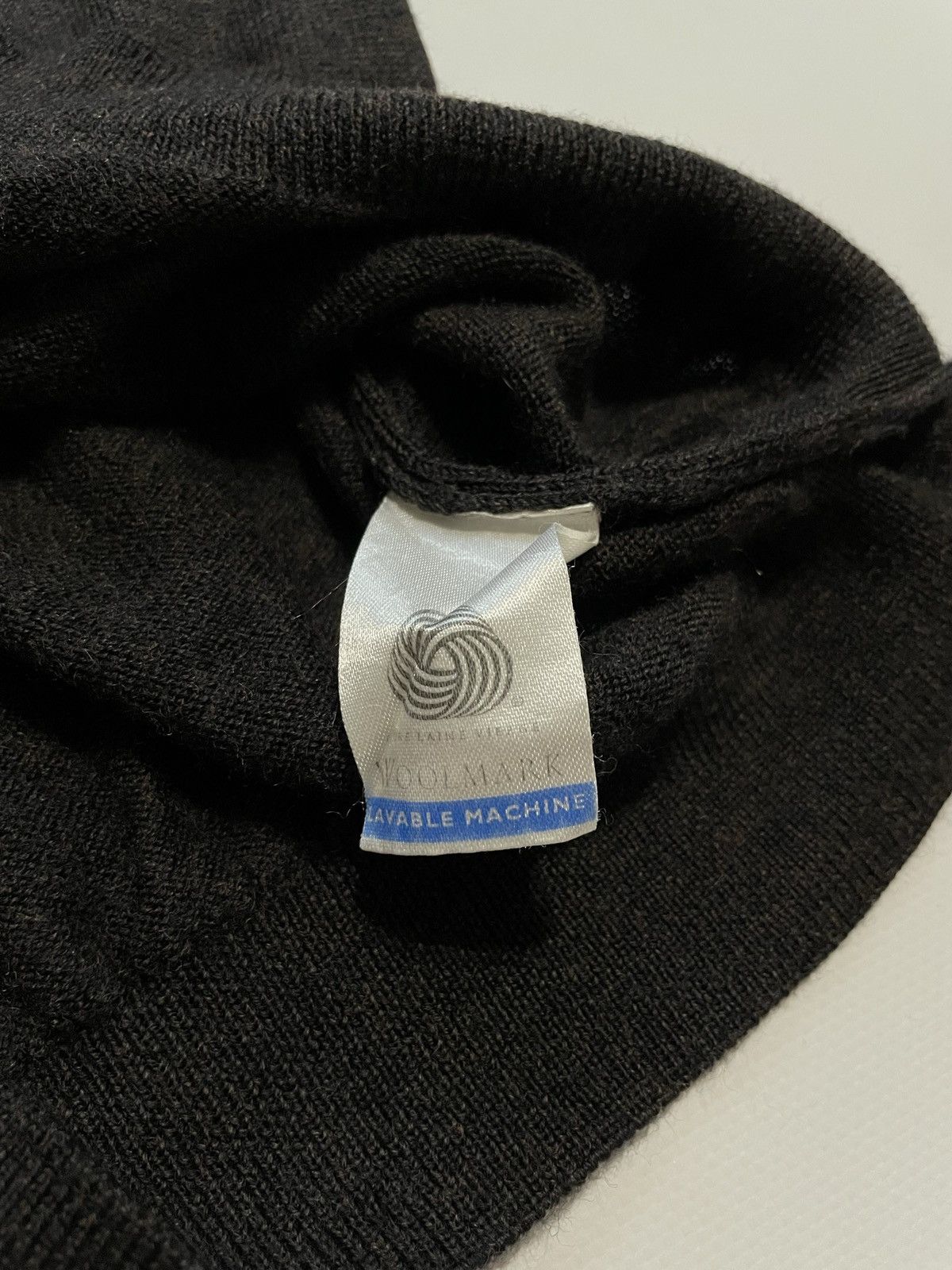 Lacoste Lacoste vintage wool v neck vests Size US M / EU 48-50 / 2 - 3 Thumbnail