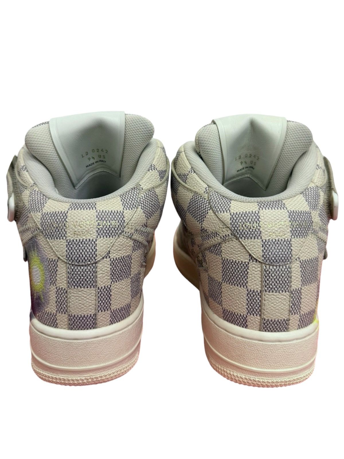 Louis Vuitton Louis Vuitton X Nike X Off White 9.5 Air Force 1 Graffiti Size US 9.5 / EU 42-43 - 8 Thumbnail