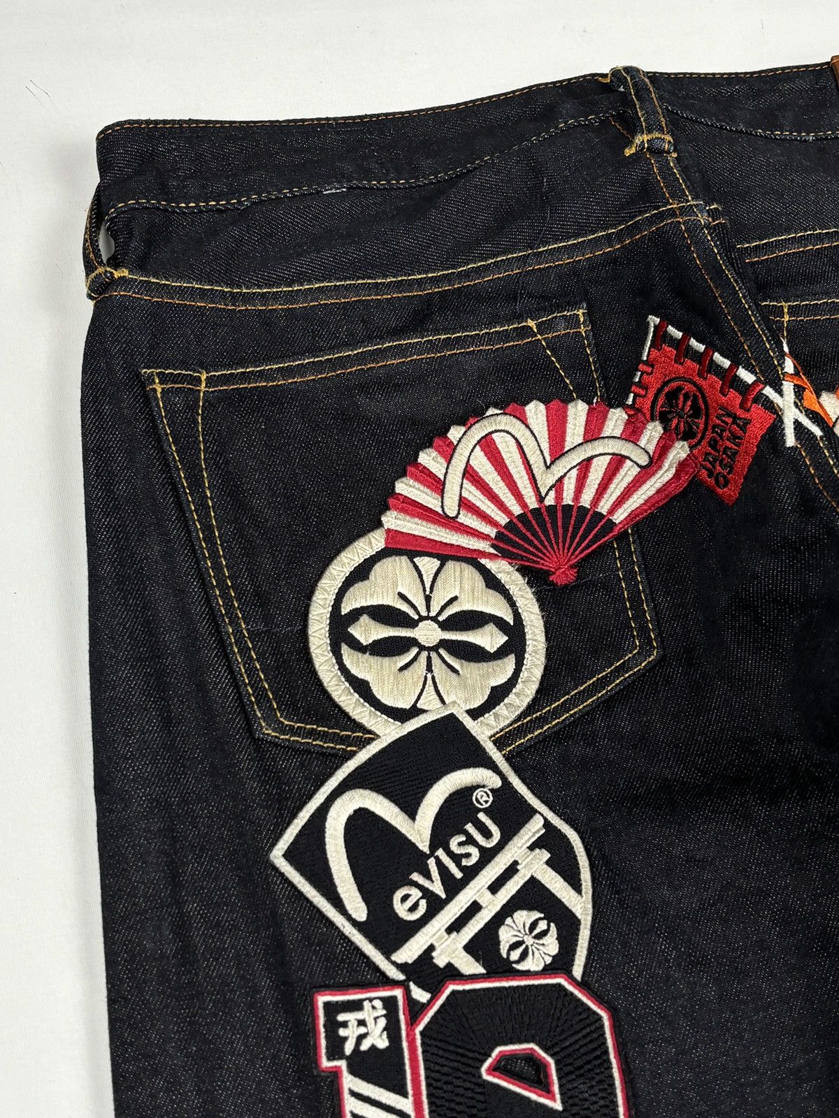 Evisu Embroidered Daruma Logo Daicock Selvedged Jeans Size US 31 - 2 Thumbnail
