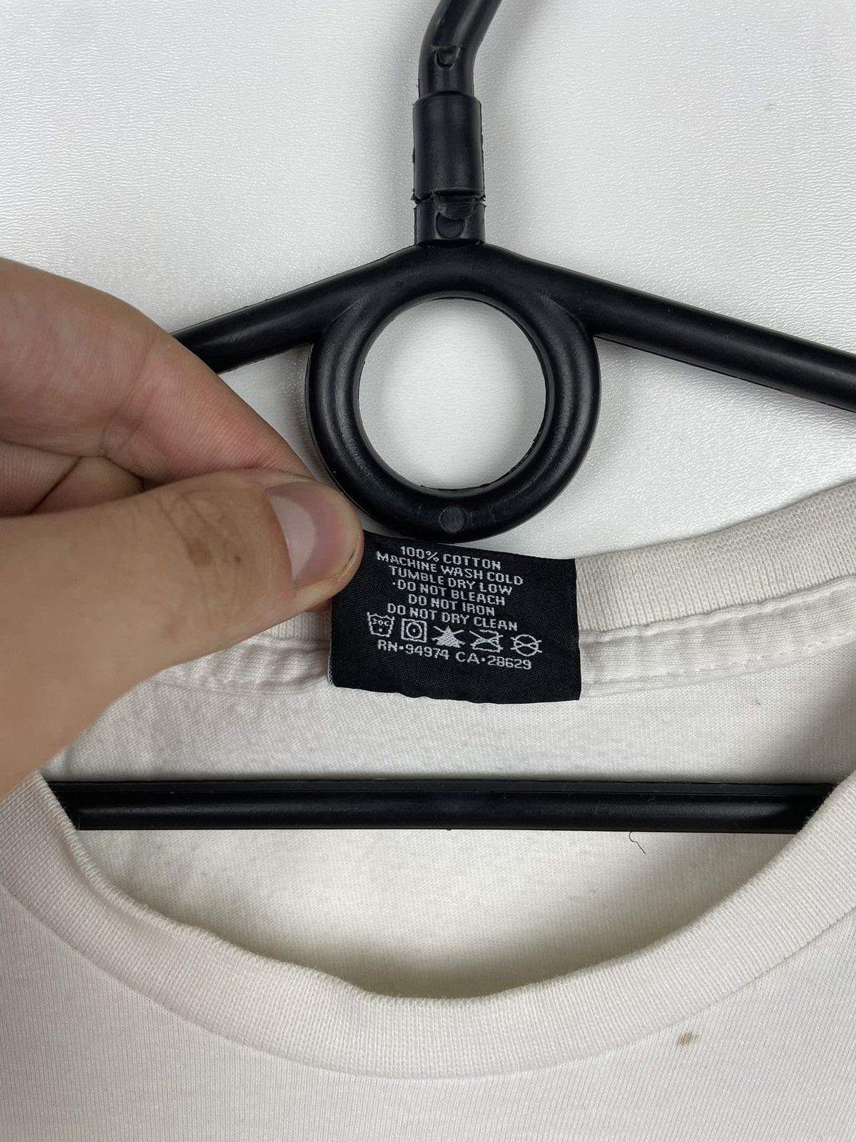 Stussy × Vintage Stussy Distressed Vintage T Shirt White Size L Size US L / EU 52-54 / 3 - 5 Thumbnail