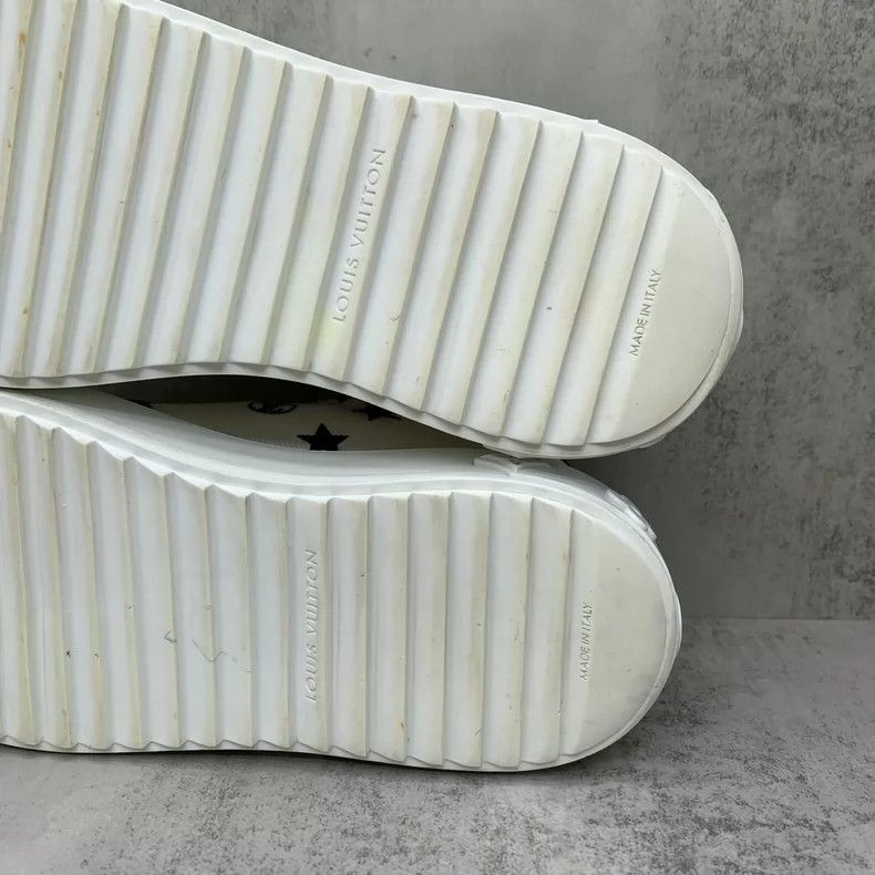 Louis Vuitton LV Time Out Star Sneakers Size 36-2506 Size US 6 / IT 36 - 9 Thumbnail