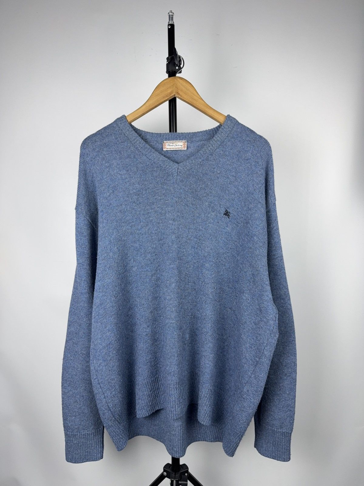 Burberry Retro 90s Thomas Burberry Blue V-Neck Wool Sweater Vintage Size US XL / EU 56 / 4 - 1 Thumbnail