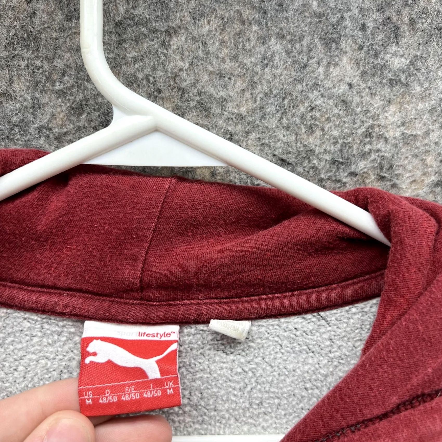 Puma Puma Sweater Men Medium Gray Hooded Pullover Sweatshirt Jacket Logo, Regular Fit, Fleece Cotton, Size M, VINTAGE? No Size US M / EU 48-50 / 2 - 5 Thumbnail