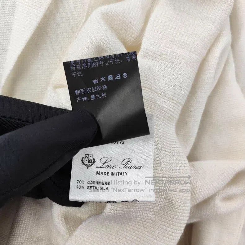 Loro Piana Loro Piana Wool Solid V-Neck Sweater - White Size XS / US 0-2 / IT 36-38 - 5 Thumbnail
