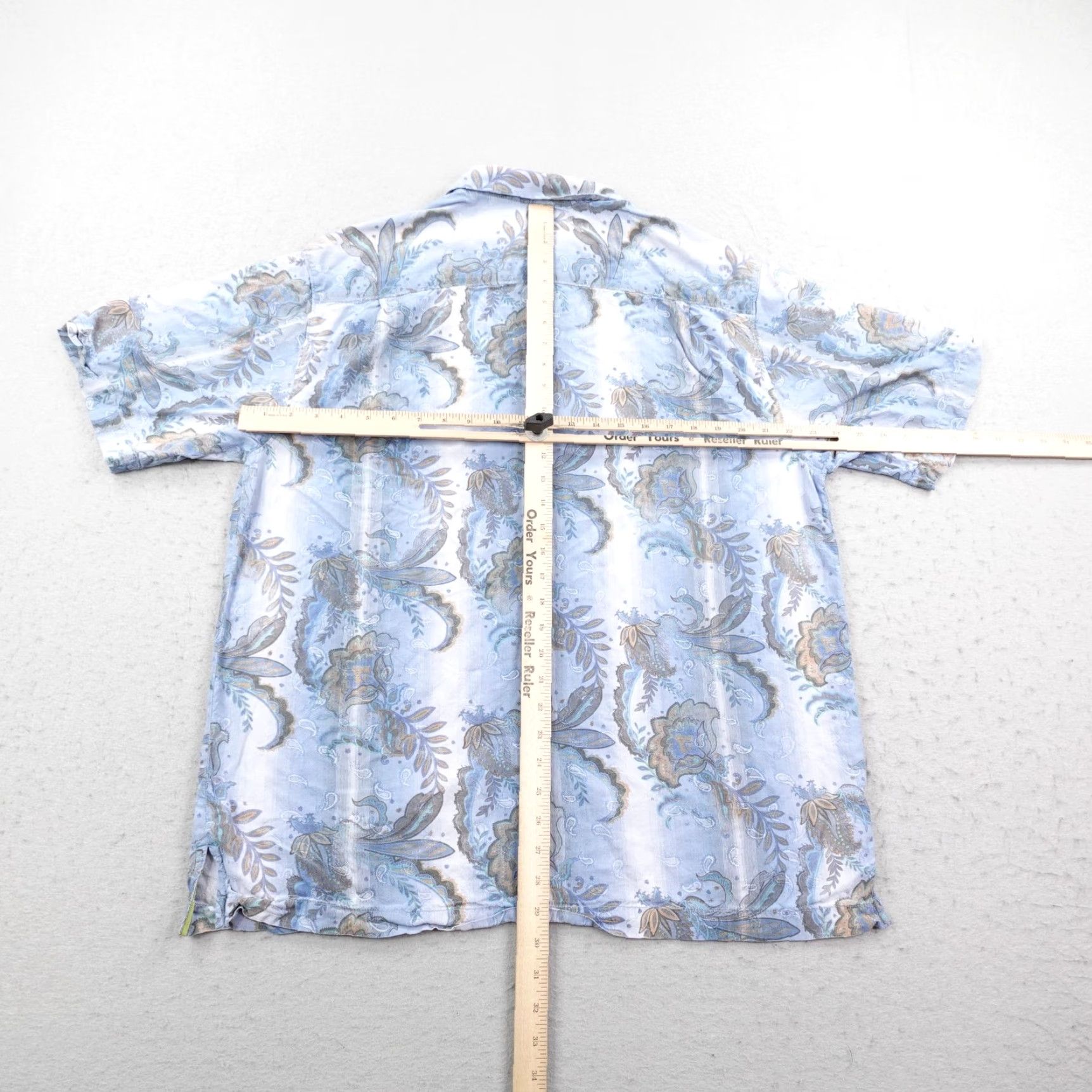 Tommy Bahama VINTAGE Tommy Bahama Shirt Mens Large Blue Silk Paisley Hawaiian Aloha Button Up Camp Size US L / EU 52-54 / 3 - 4 Thumbnail