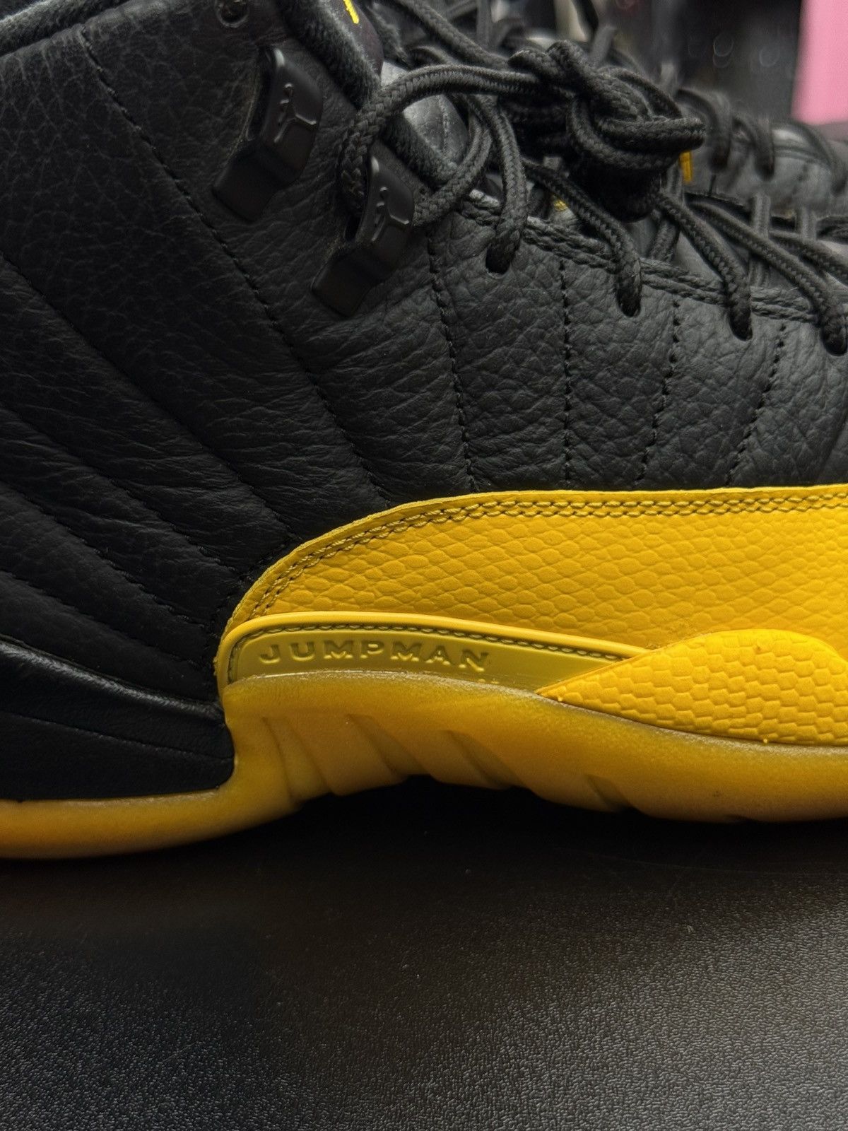 Jordan Brand × Nike Jordan 12 University Gold Size 10 Pre Owned 🧼 Size US 10 / EU 43 - 3 Thumbnail