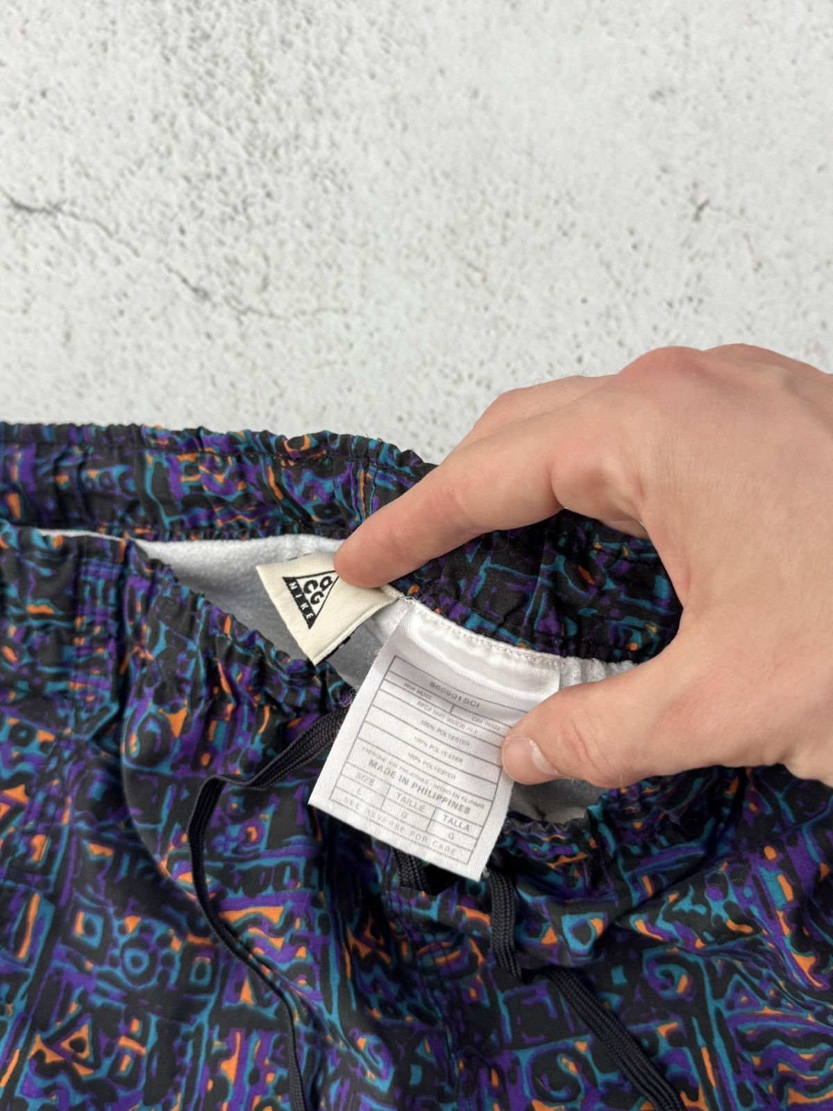 Nike ACG × Vintage Nike ACG Vintage Mosaic Shorts Size US 36 / EU 52 - 5 Thumbnail