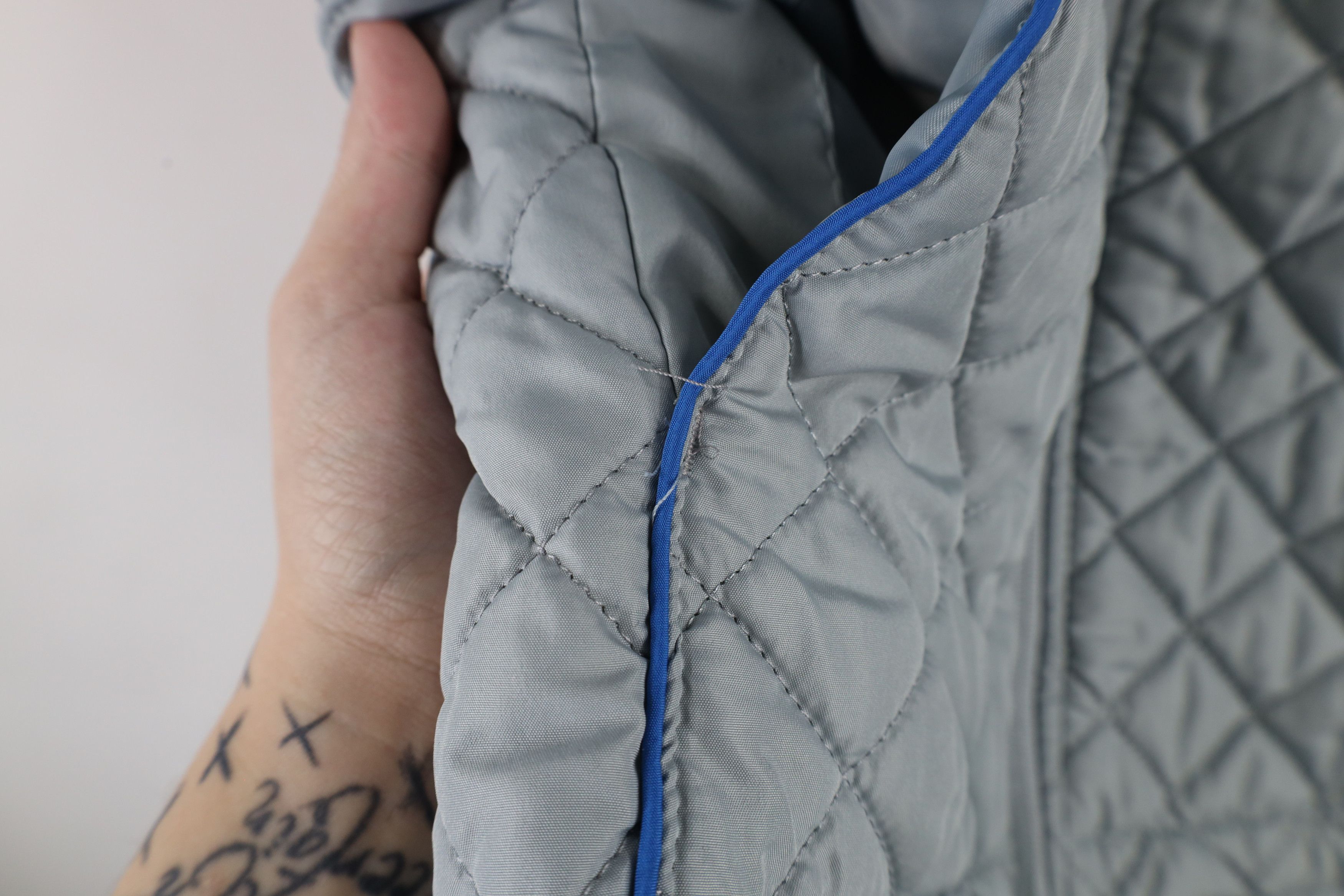 Vintage Vintage NFL Lions Football Quilted Puffer Vest Jacket Size M / US 6-8 / IT 42-44 - 7 Thumbnail