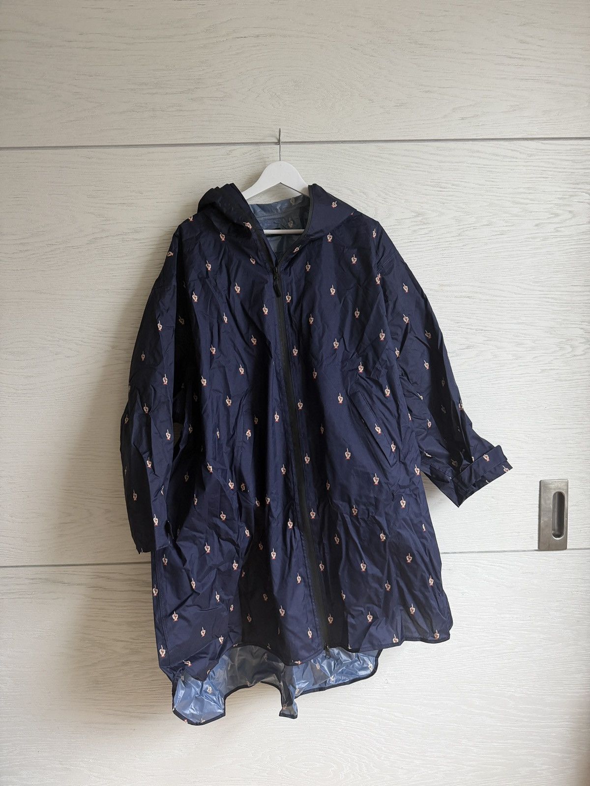 Undercover Undercover x KIU rain poncho Size US M / EU 48-50 / 2 - 1 Thumbnail