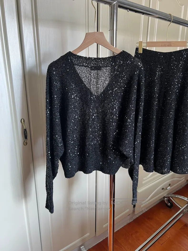 Brunello Cucinelli Brunello Cucinelli Cashmere Silk Sequin Top Size XS / US 0-2 / IT 36-38 - 2 Thumbnail