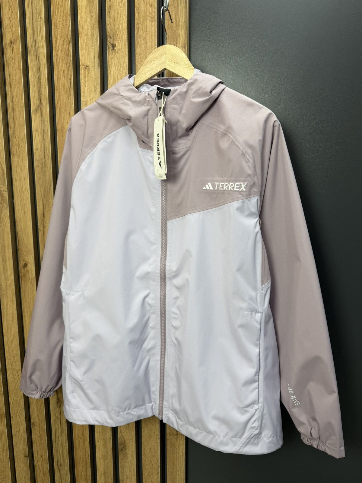 Adidas Adidas Terrex Multi 2L Rain.Rdy Jacket Purple Women’s Size XL / US 12-14 / IT 48-50 - 1 Thumbnail