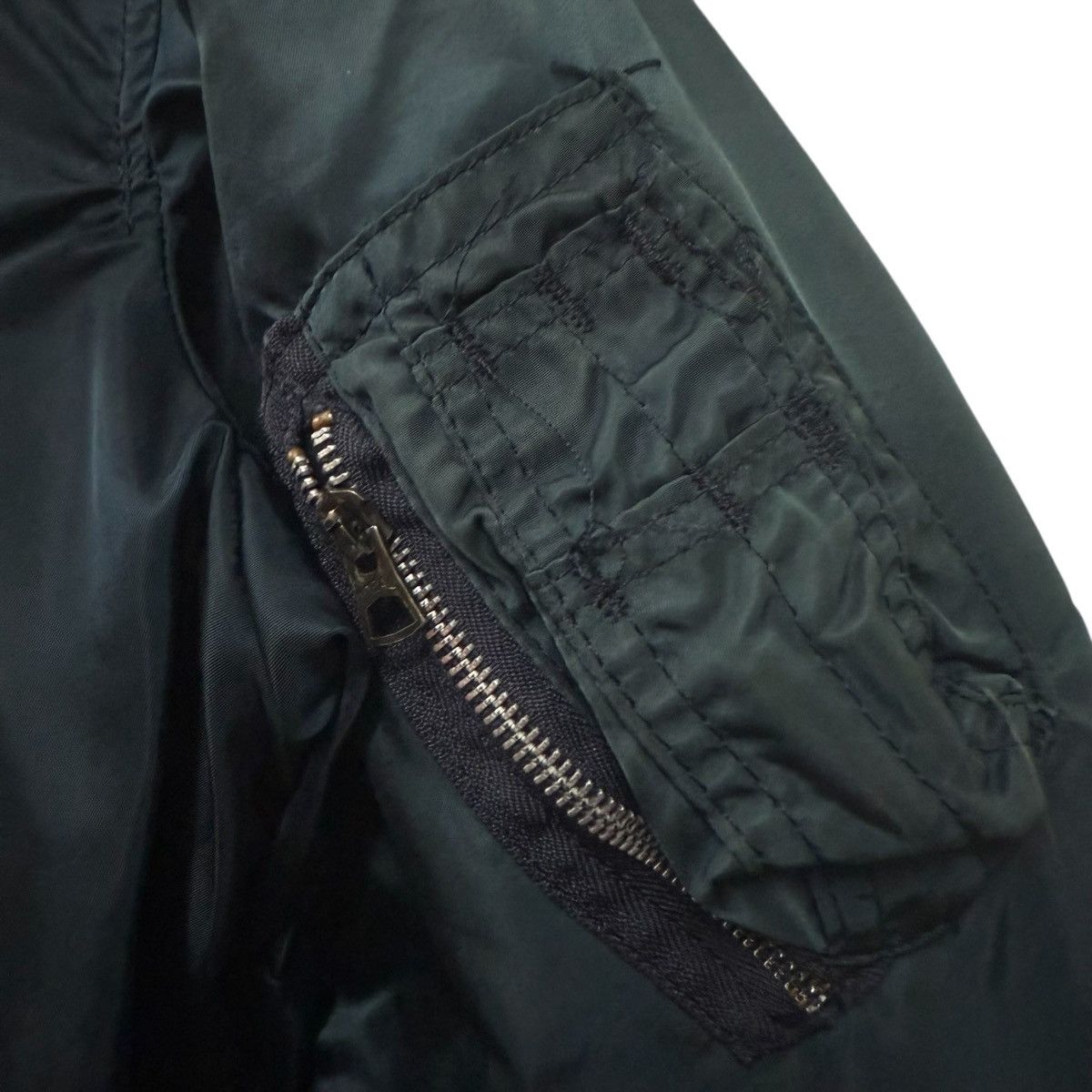 Alpha Industries Vintage Alpha Industries Ma1 Bomber Jacket Reversible Size US XXL / EU 58 / 5 - 7 Thumbnail