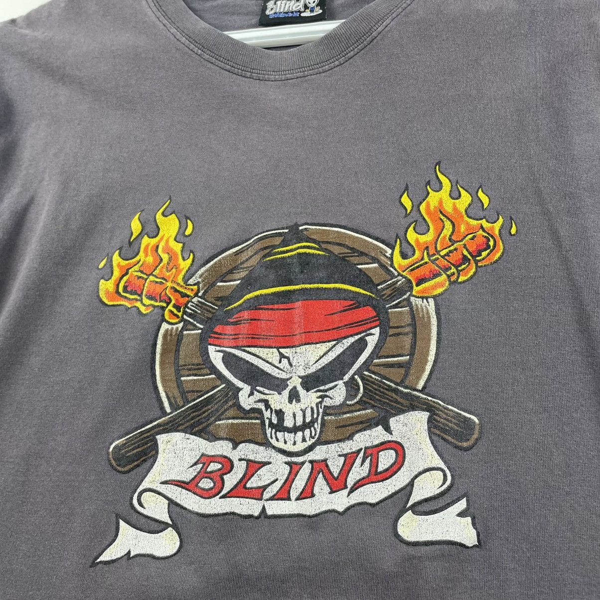 Blind Skateboards × Vintage VTG 90s Blind Skateboards Pirate Reaper Grey T-Shirt 1990s Size US M / EU 48-50 / 2 - 3 Thumbnail