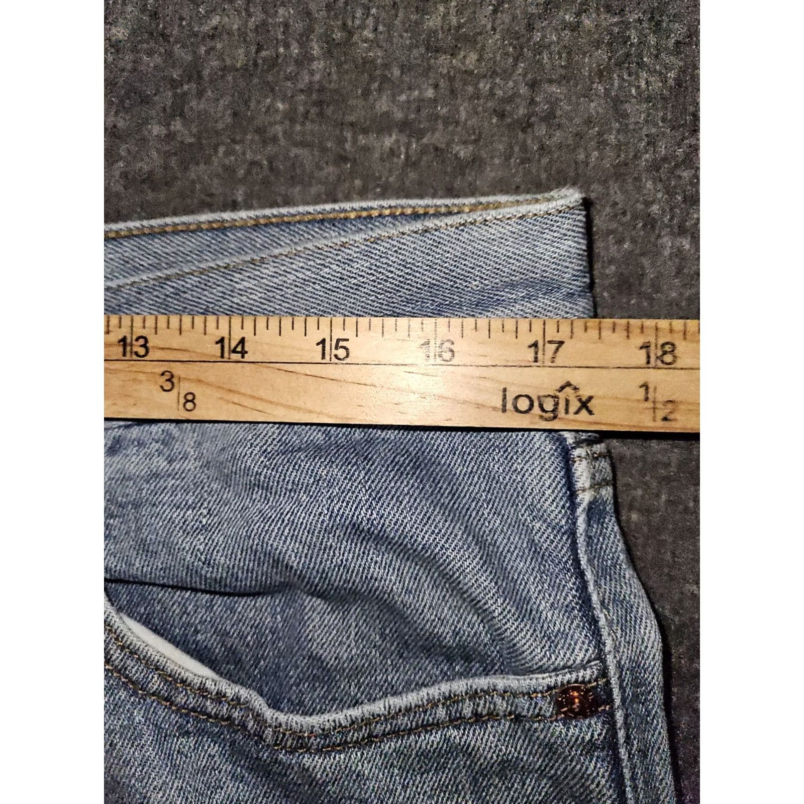 Levi's VINTAGE Levi's 550 Relaxed Fit Straight Jeans Mens 34x34 Blue Denim Y2K Retro Distressed Comfort Pockets Leather? Size US 34 / EU 50 - 4 Thumbnail