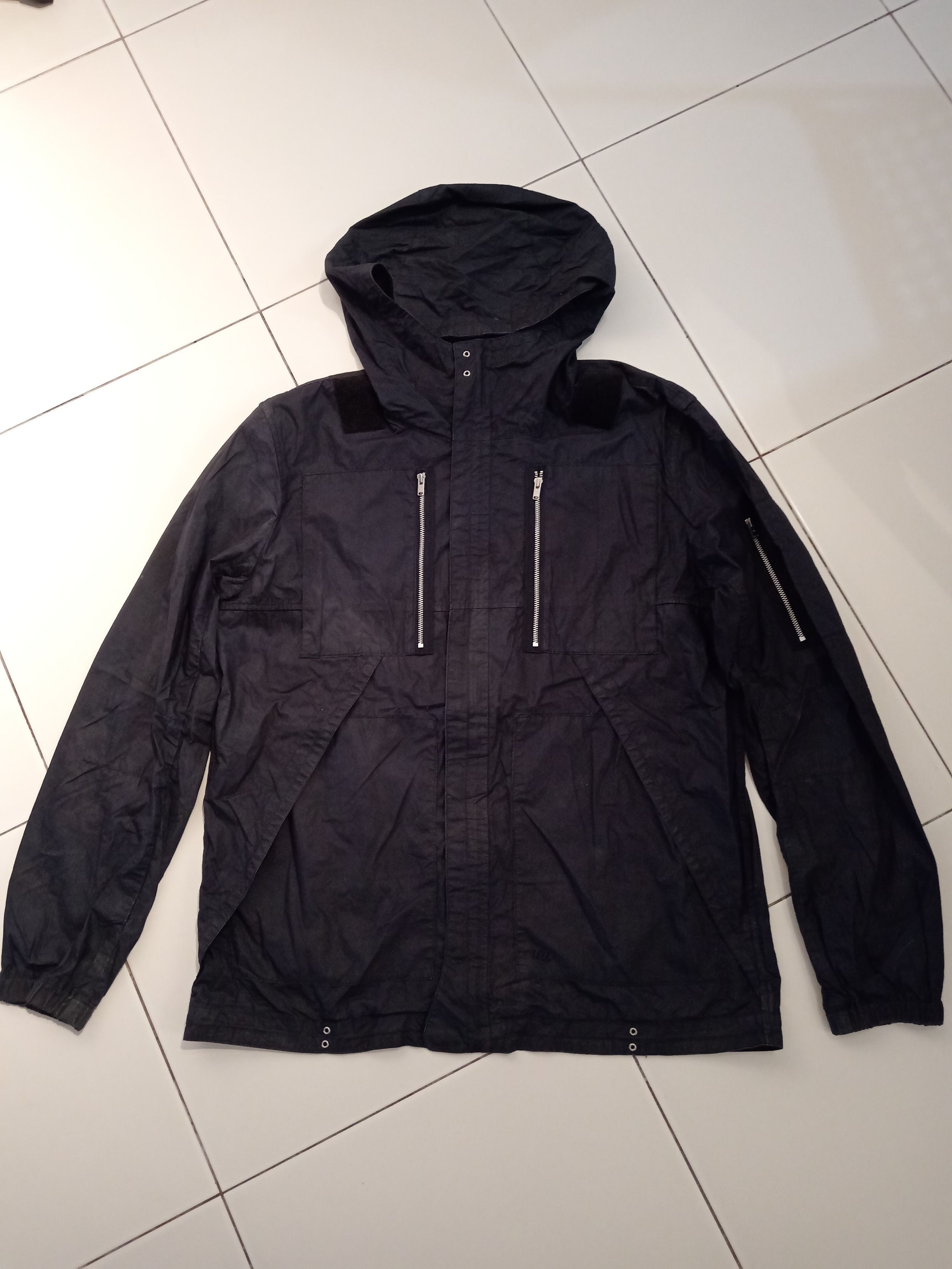 Designer × Japanese Brand Undercover × Uniqlo Jacket Size US L / EU 52-54 / 3 - 1 Thumbnail