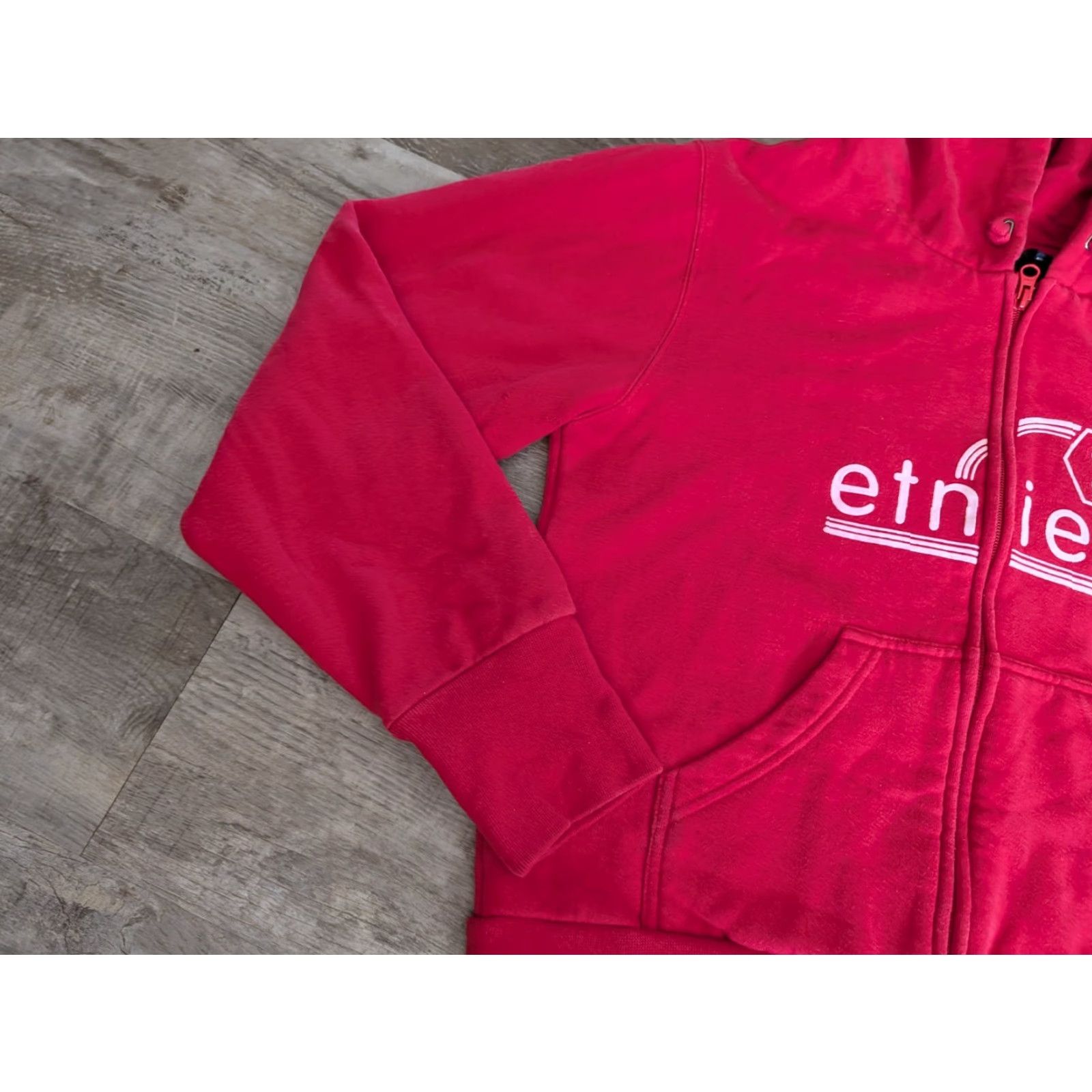 Etnies Etnies Women's Red Full Zip Hooded Sweatshirt Logo Script Distressed Size L Size L / US 10 / IT 46 - 4 Thumbnail