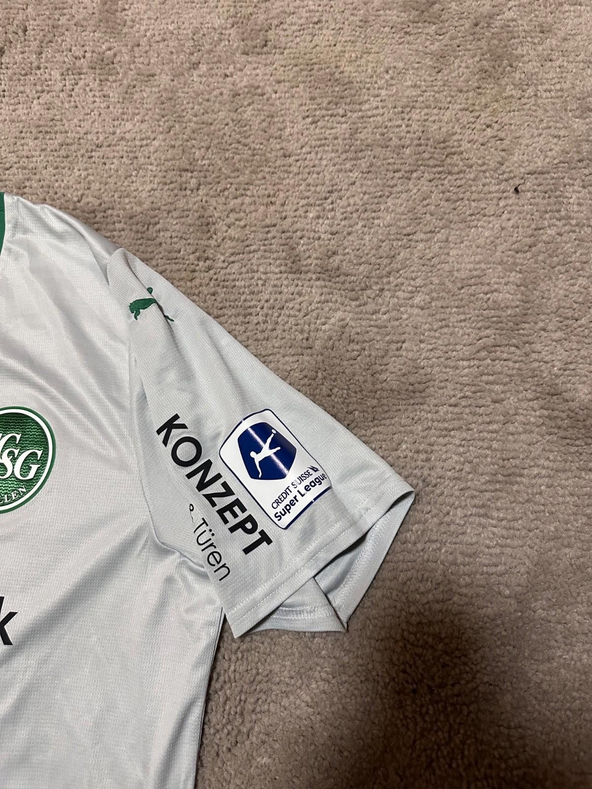 Puma #19 Moller Puma St.Gallen 2023/2024 Football Shirt Jersey XL Size US XL / EU 56 / 4 - 5 Thumbnail