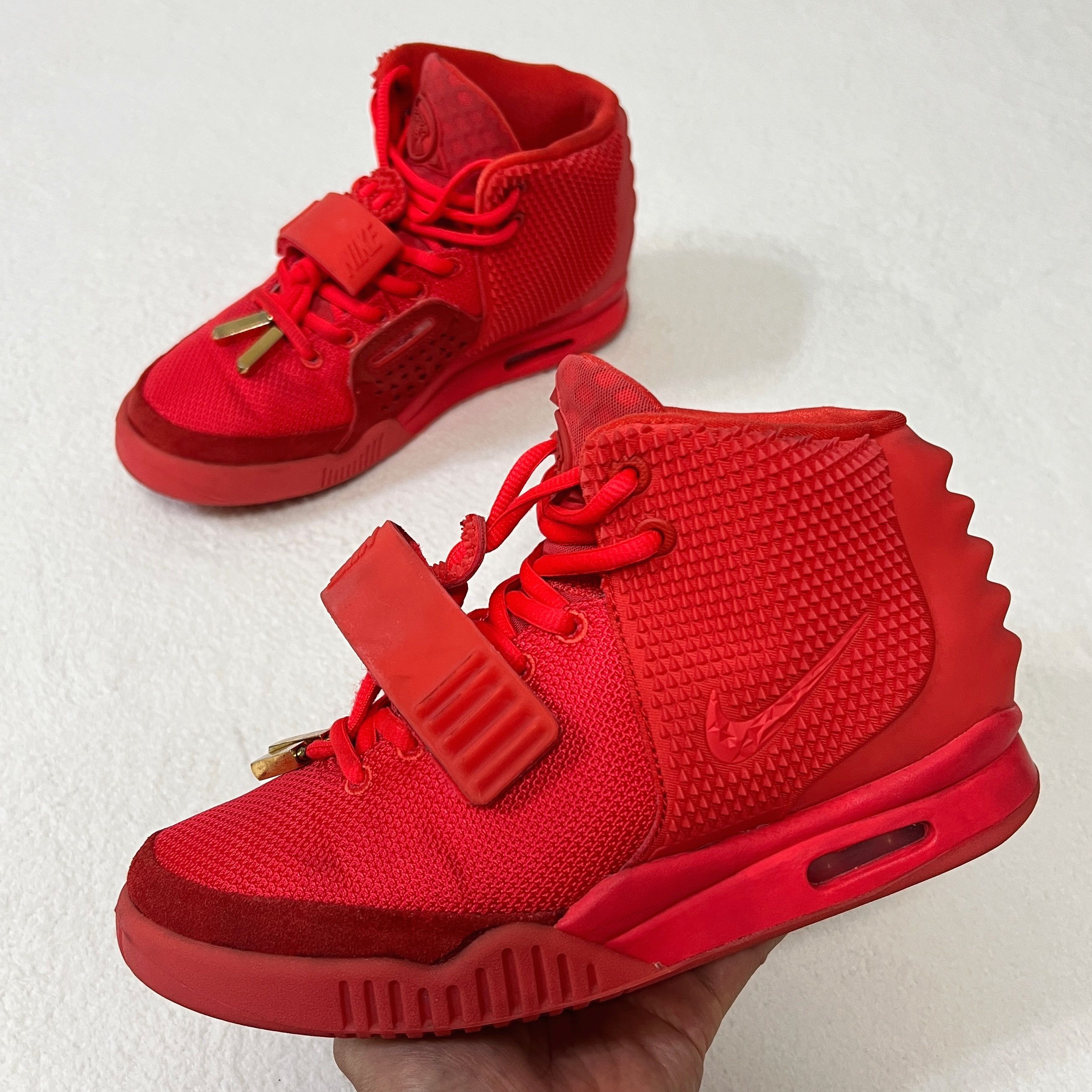 Nike Air Yeezy 2 Red October (508214-660), image size:2612x2612