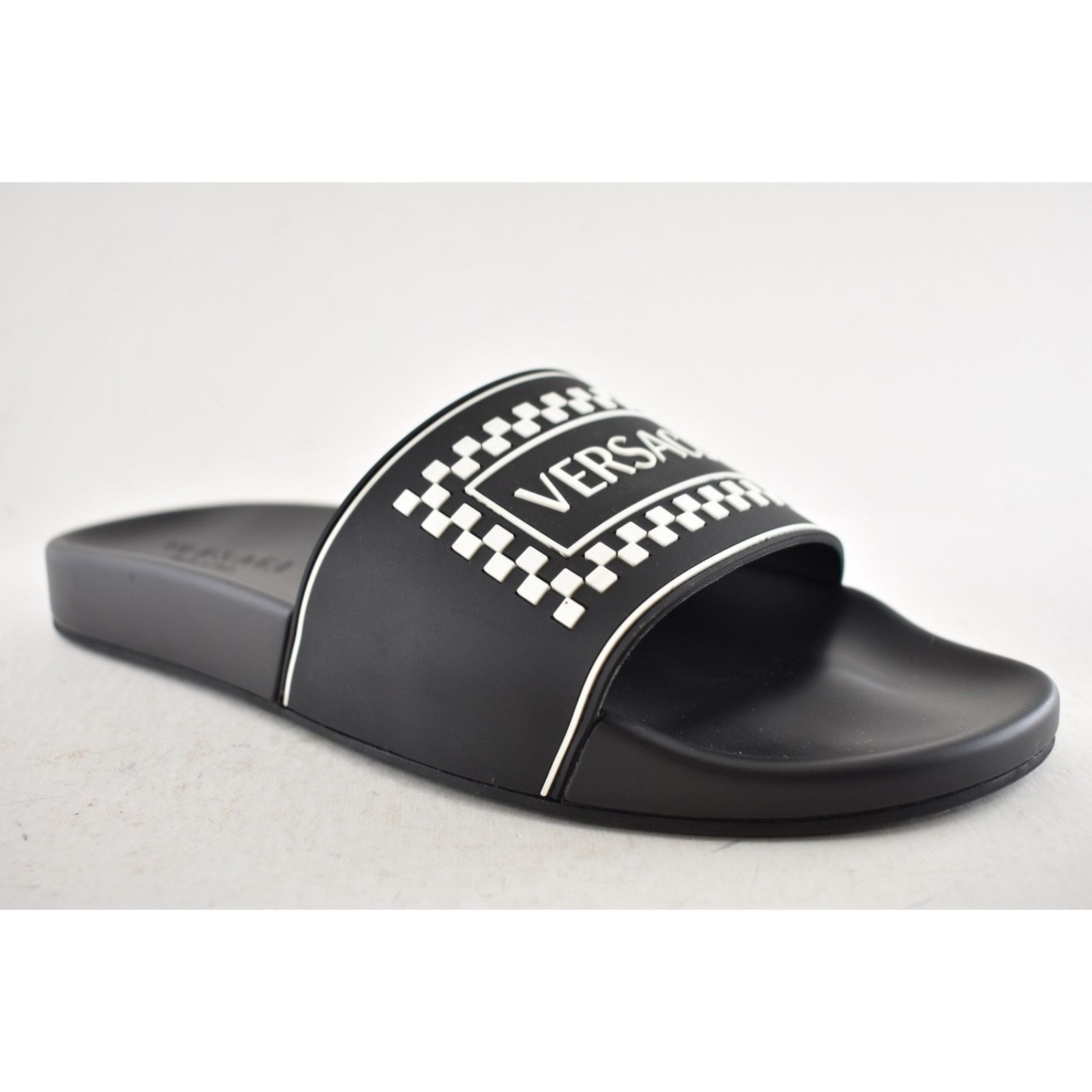 Versace Versace Black White 90s Logo Rubber Pool Slide 44 11 Size US 11 / EU 44 - 5 Thumbnail