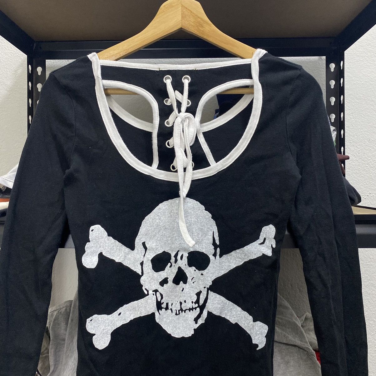 Vintage Tshirt Longsleeve Skull Punk Style Size XS / US 0-2 / IT 36-38 - 2 Thumbnail